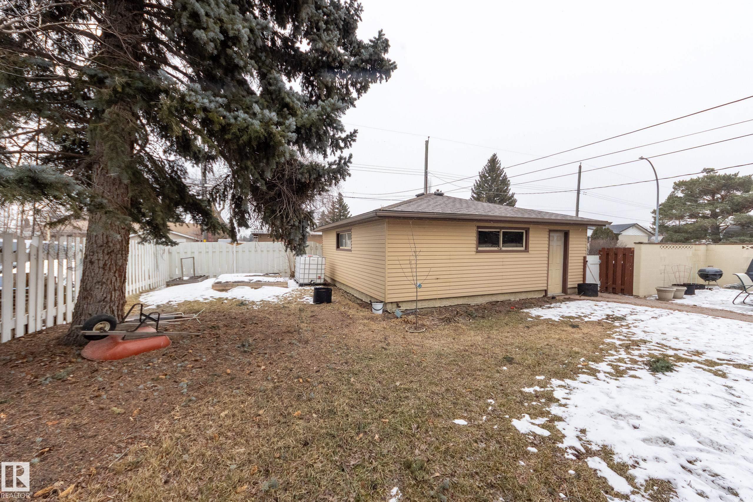 Photo 50 at 15702 89a Avenue NW, Meadowlark Park, Edmonton