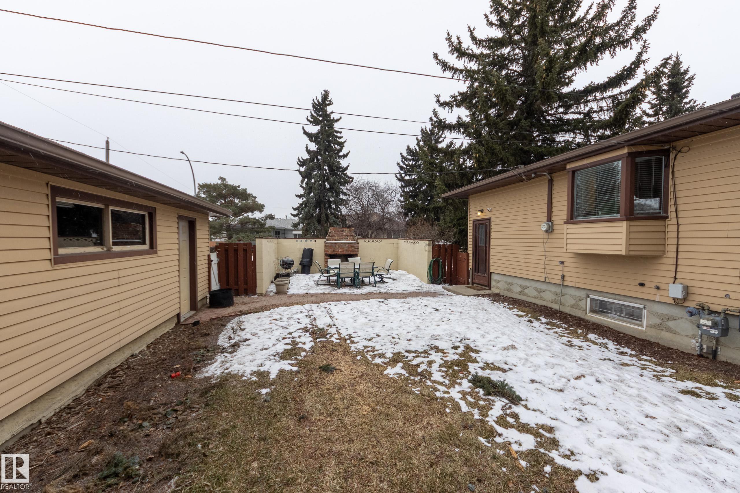 Photo 52 at 15702 89a Avenue NW, Meadowlark Park, Edmonton