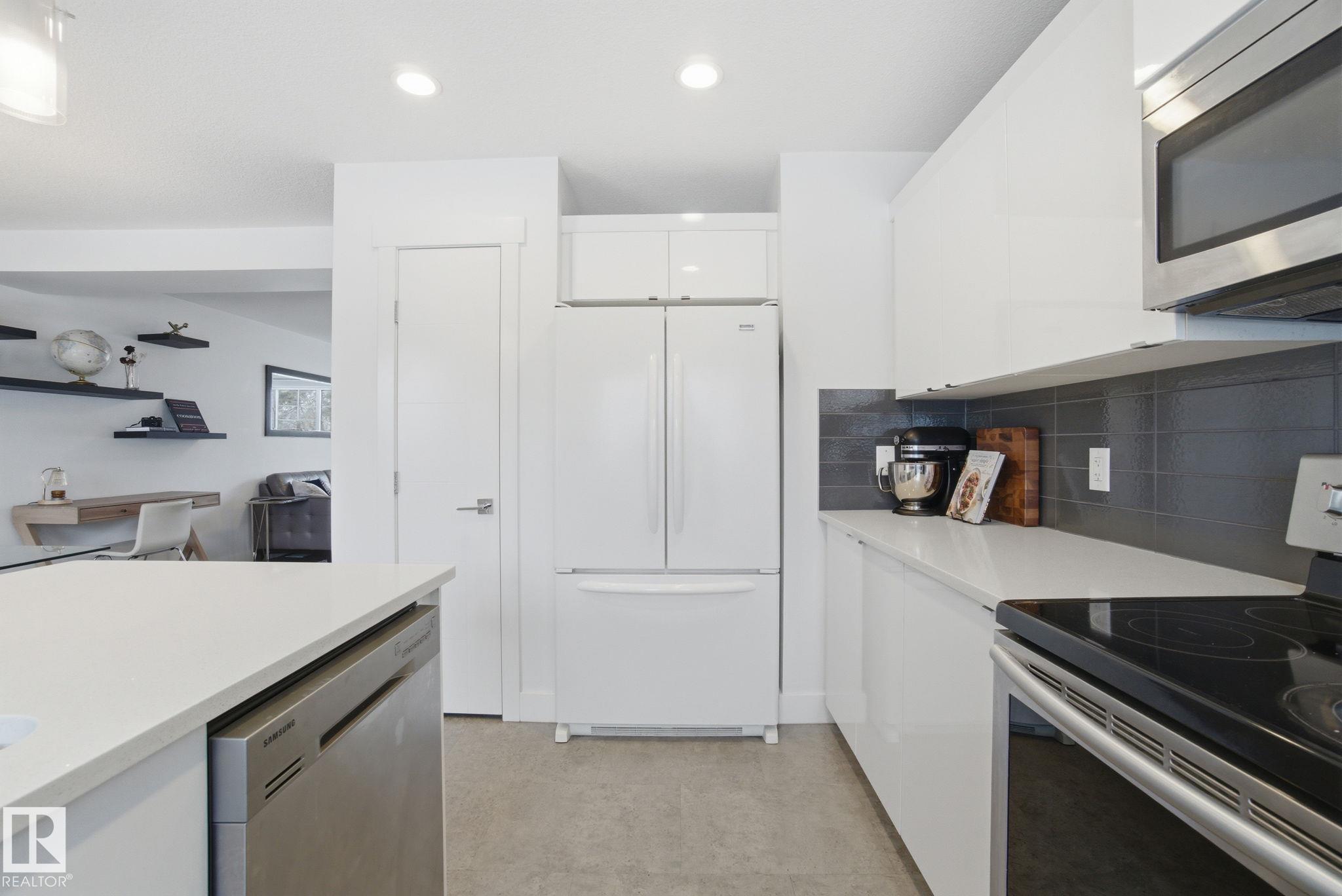 Photo 20 at 24 - 1391 Starling Drive NW, Starling, Edmonton