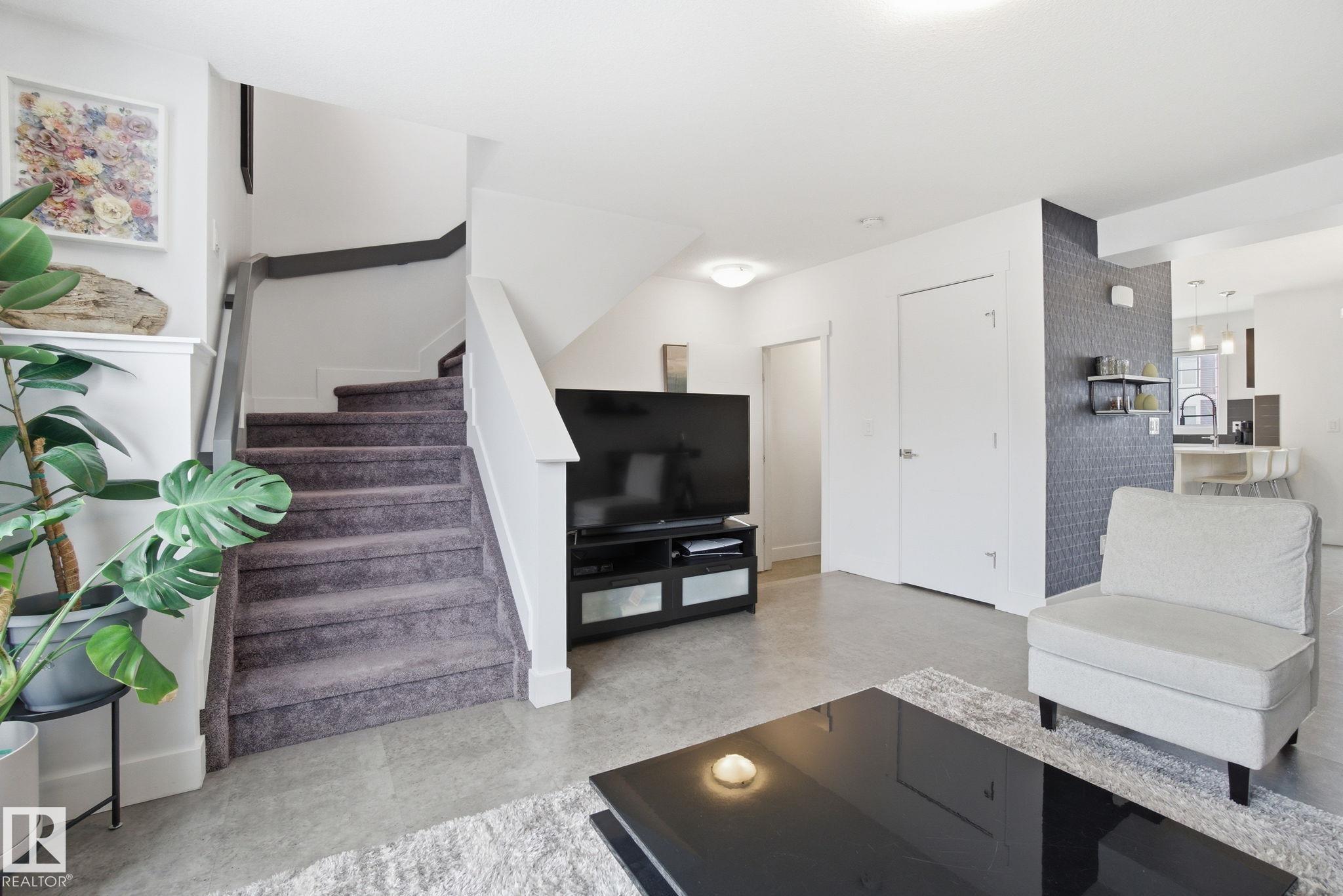 Photo 10 at 24 - 1391 Starling Drive NW, Starling, Edmonton