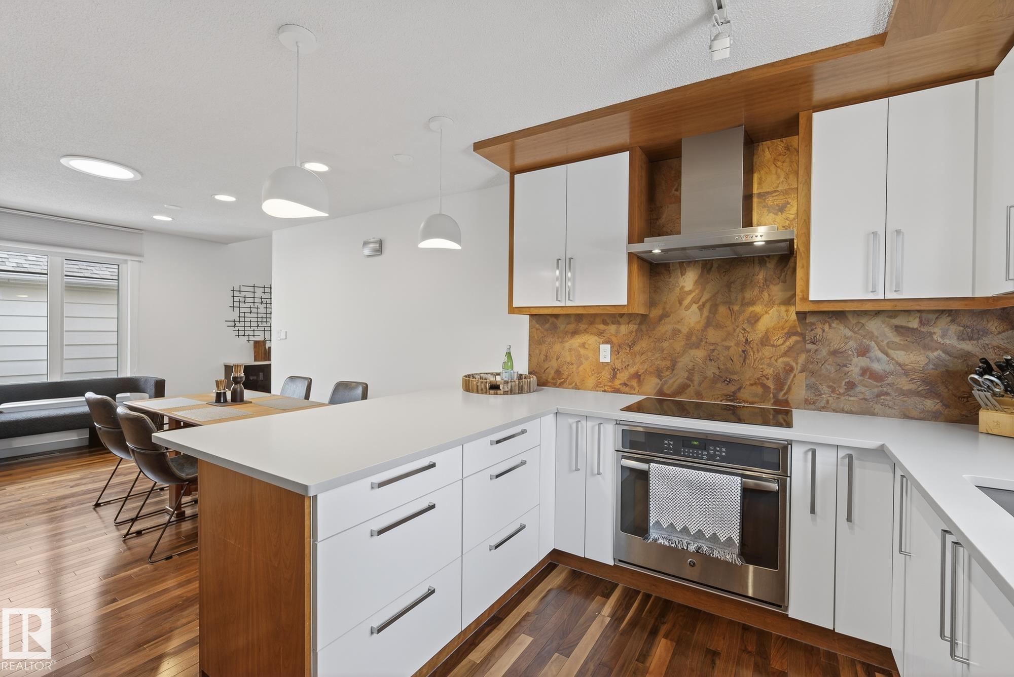 Photo 16 at 9736 78 Avenue NW, Ritchie, Edmonton