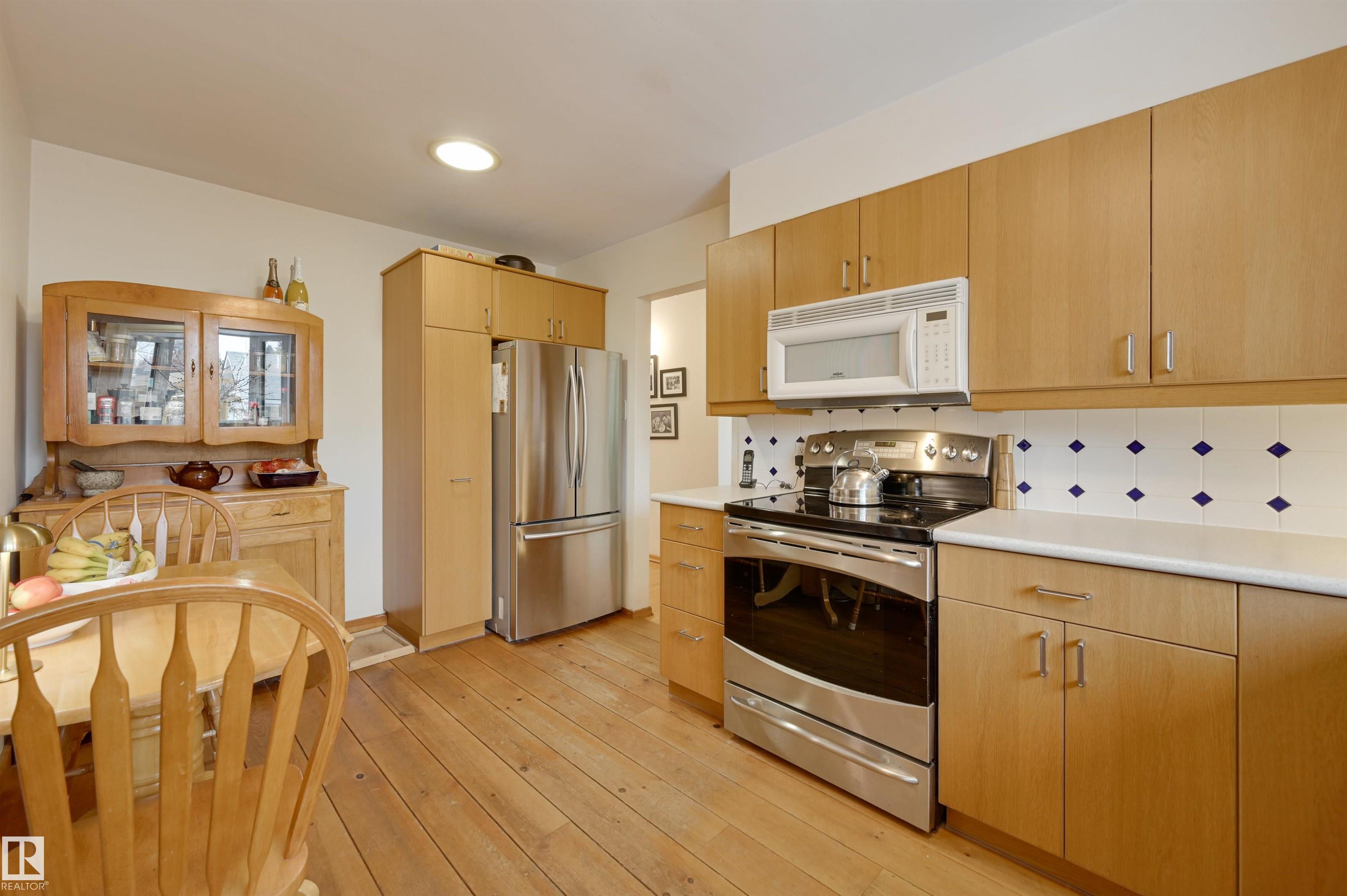 Photo 12 at 9027 145 Street NW, Parkview, Edmonton