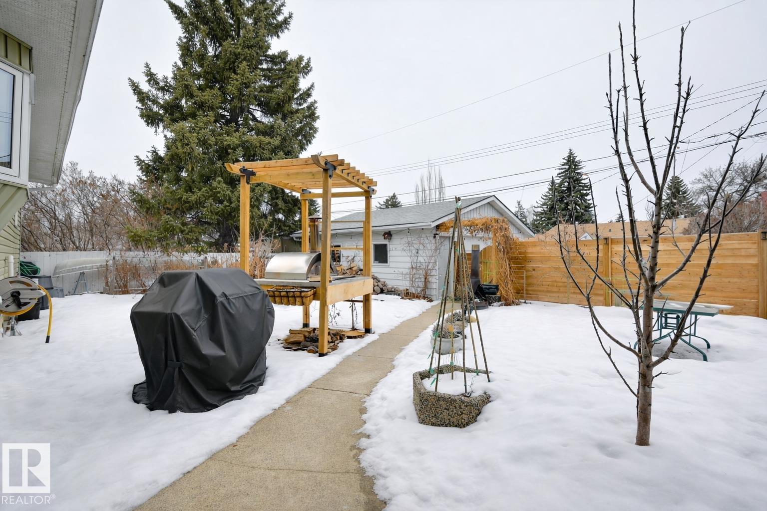 Photo 34 at 9027 145 Street NW, Parkview, Edmonton