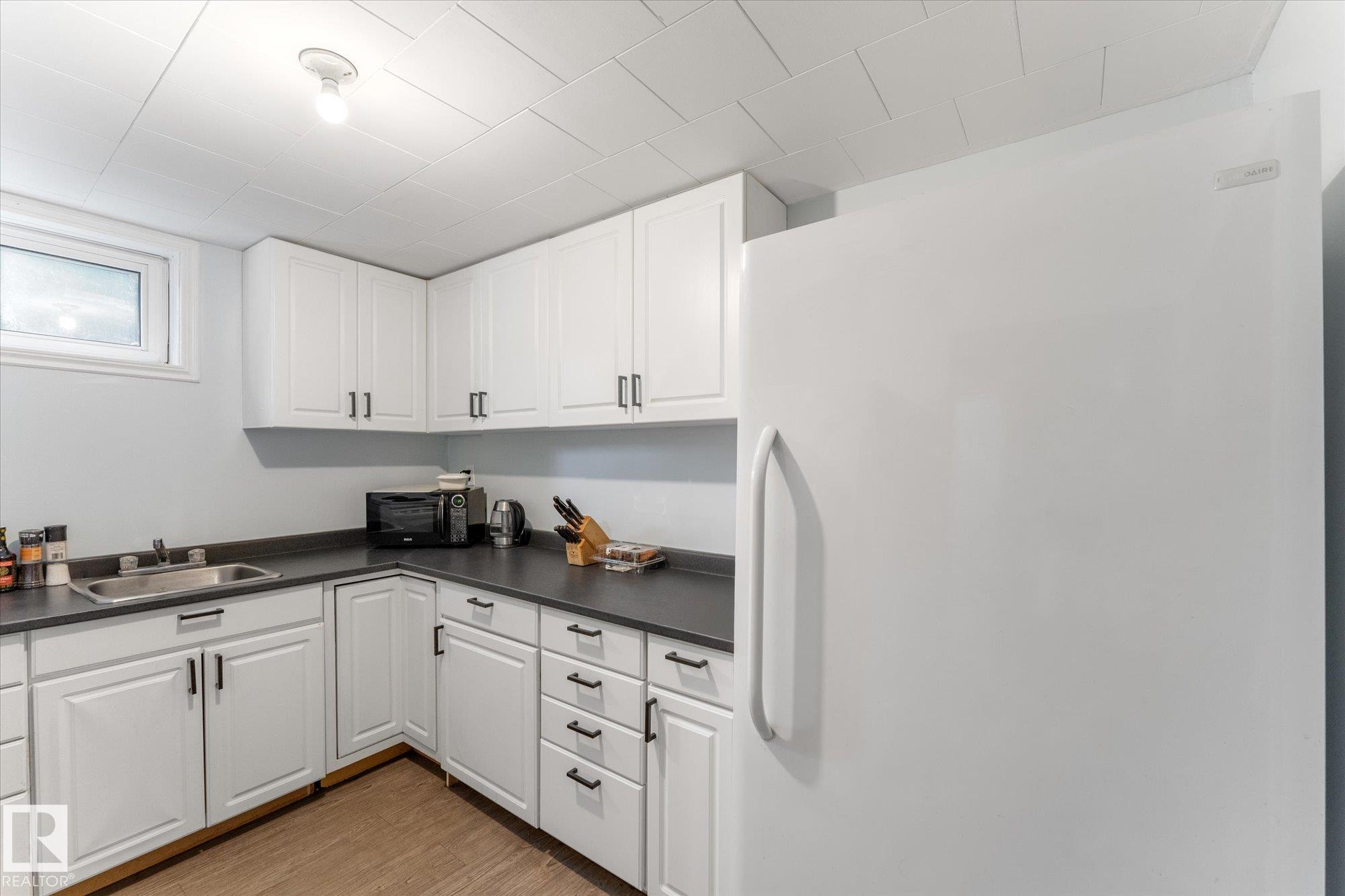 Photo 38 at 4520 54 Avenue, North Telford, Leduc