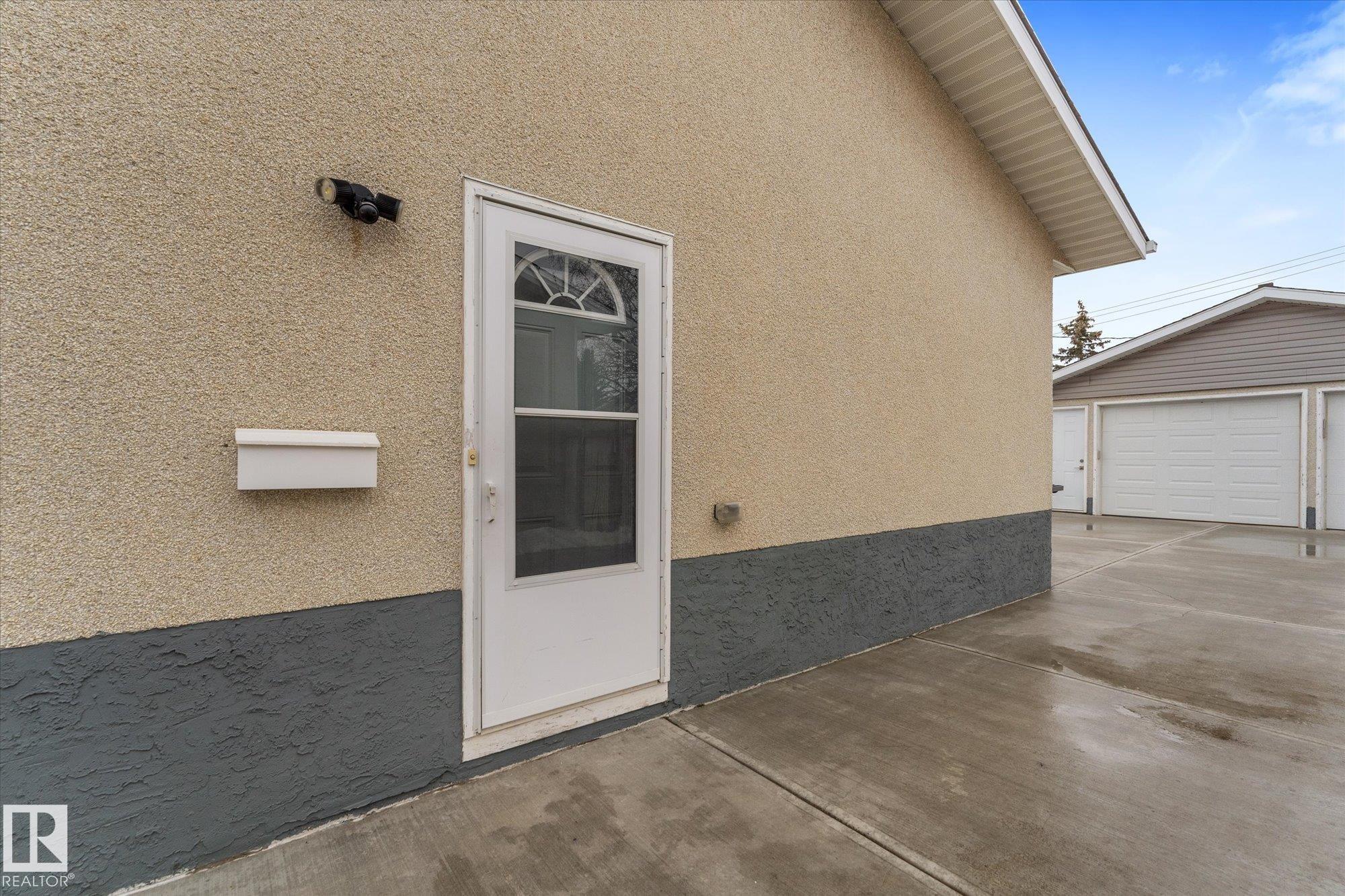 Photo 41 at 4520 54 Avenue, North Telford, Leduc