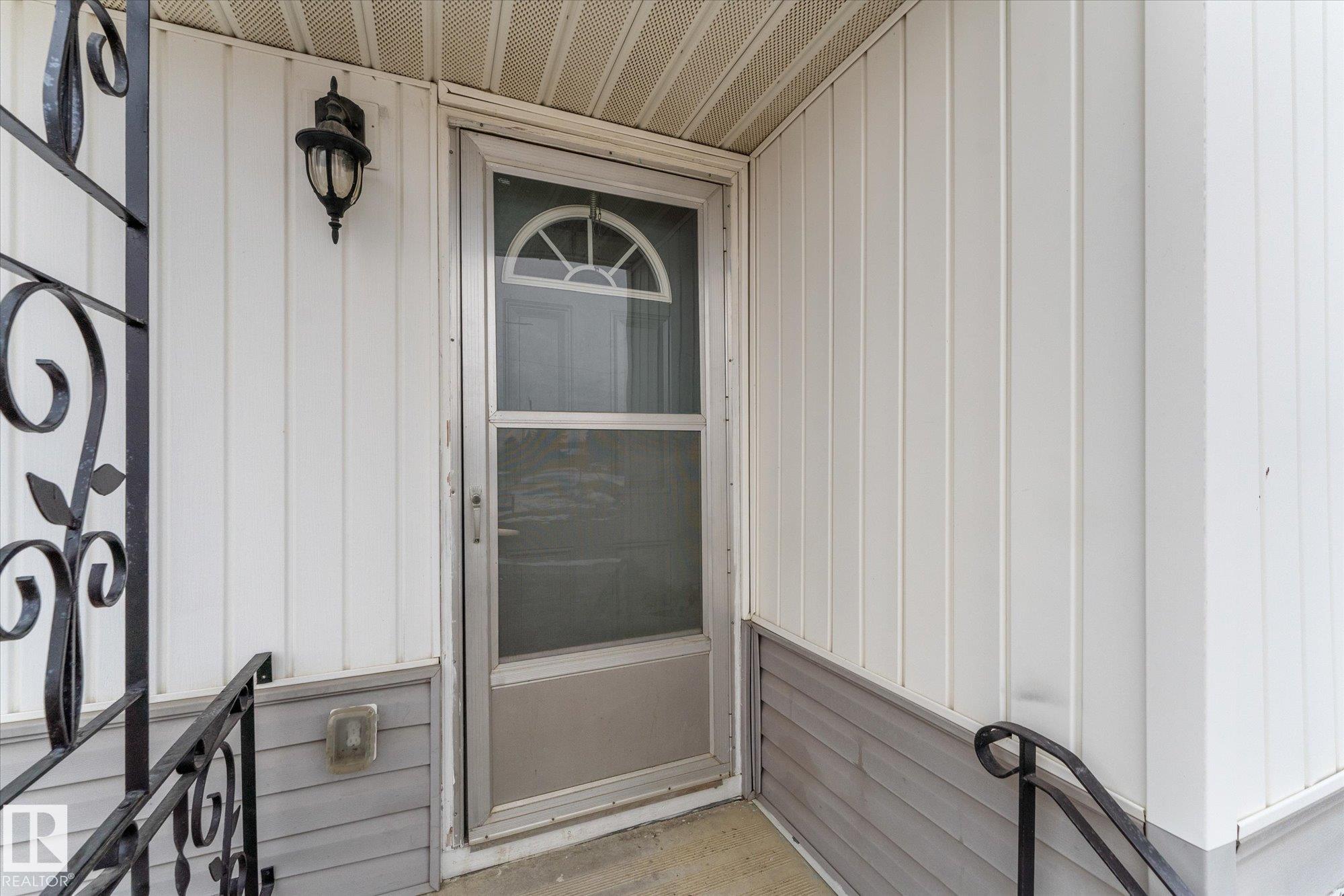 Photo 54 at 4520 54 Avenue, North Telford, Leduc