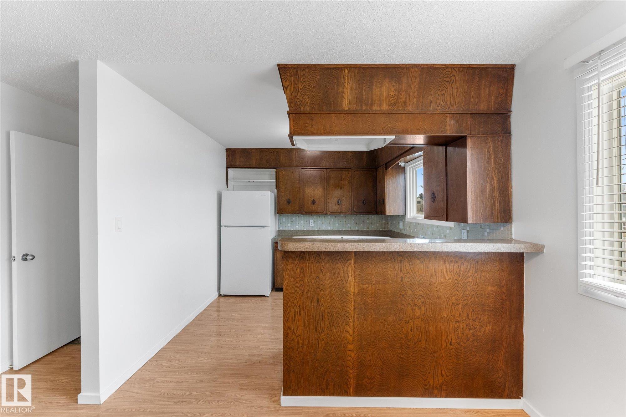 Photo 8 at 4520 54 Avenue, North Telford, Leduc