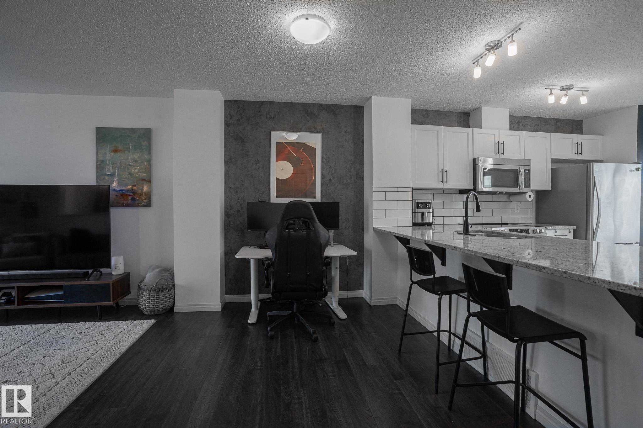 Photo 11 at 13 - 2905 141 Street SW, Chappelle Area, Edmonton