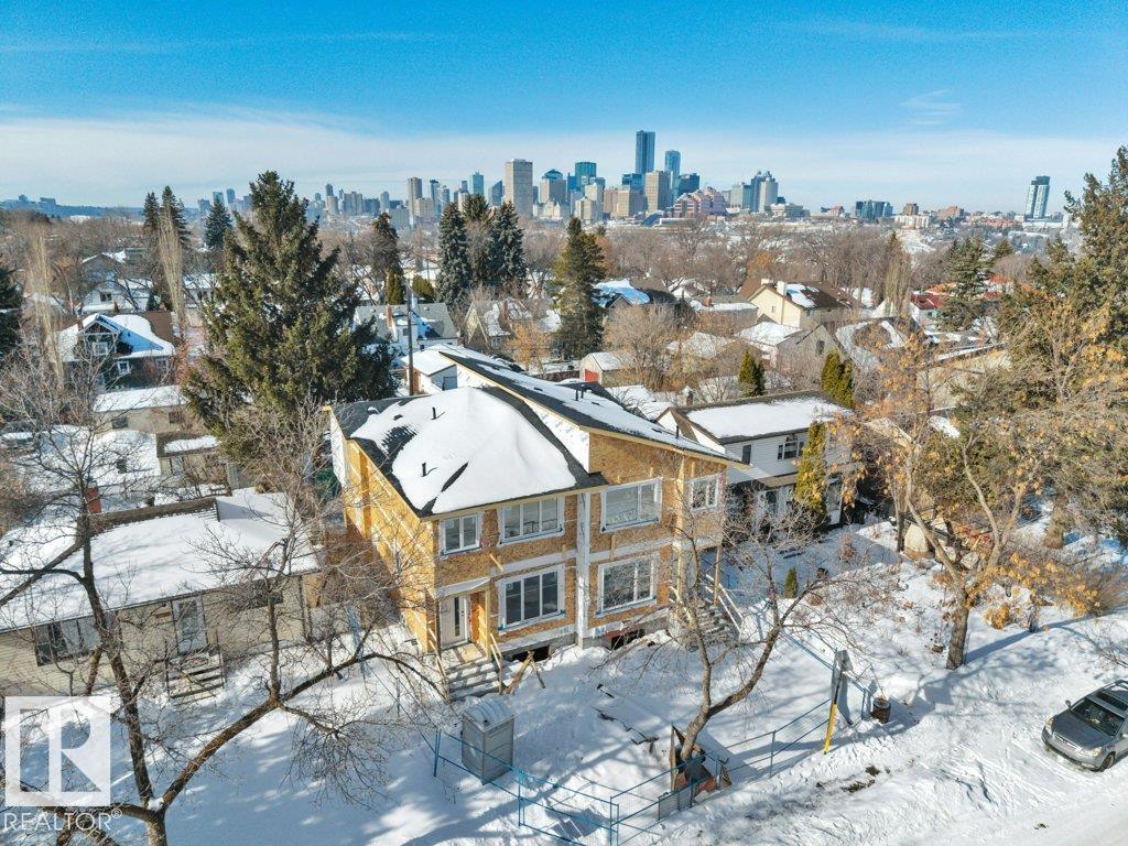 Photo 30 at 9616 90 Street NW, Strathearn, Edmonton