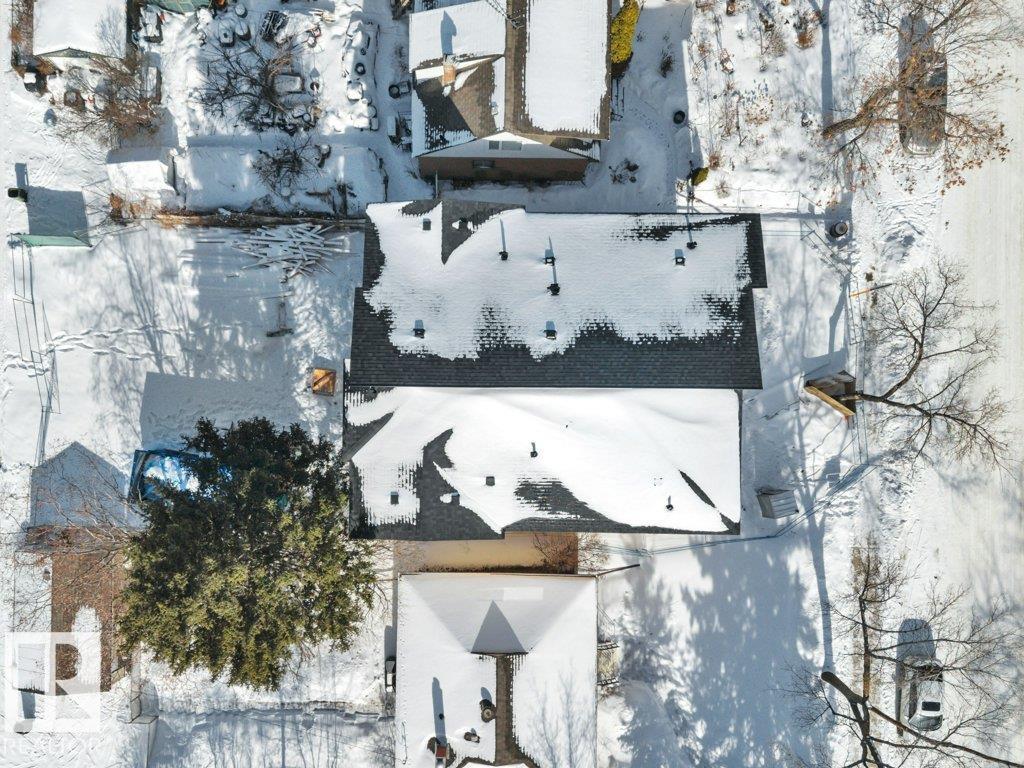 Photo 34 at 9616 90 Street NW, Strathearn, Edmonton