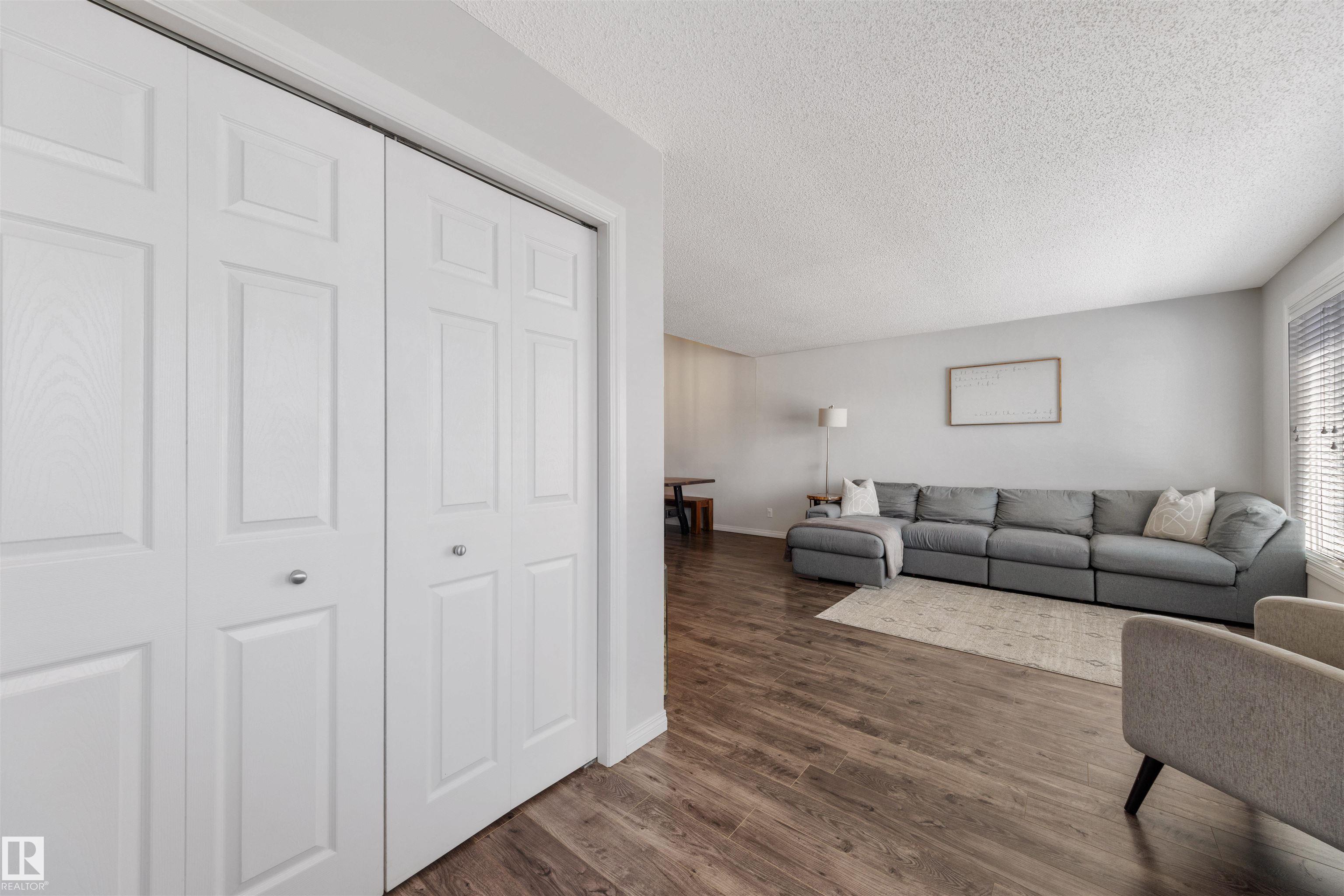 9612 189 Street NW, La Perle, Edmonton