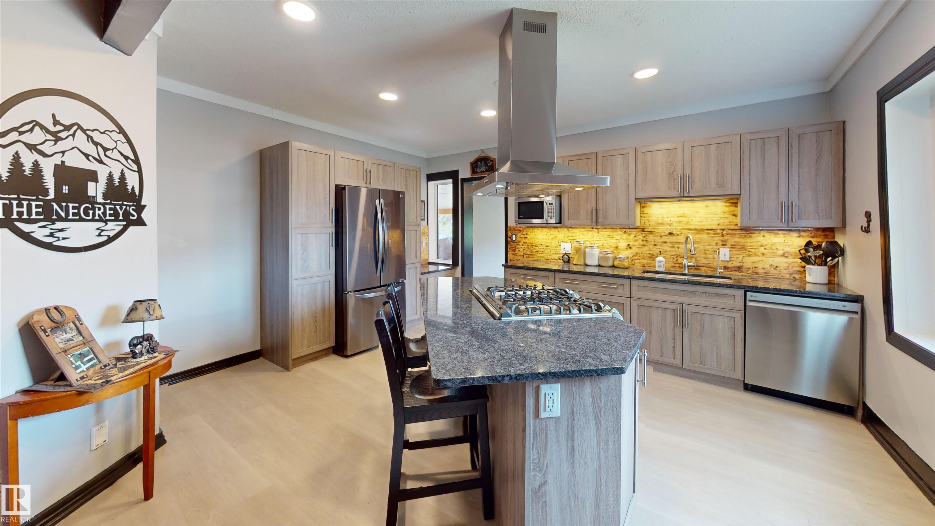 Photo 15 at 53320 Rge Road 55, None, Rural Parkland County