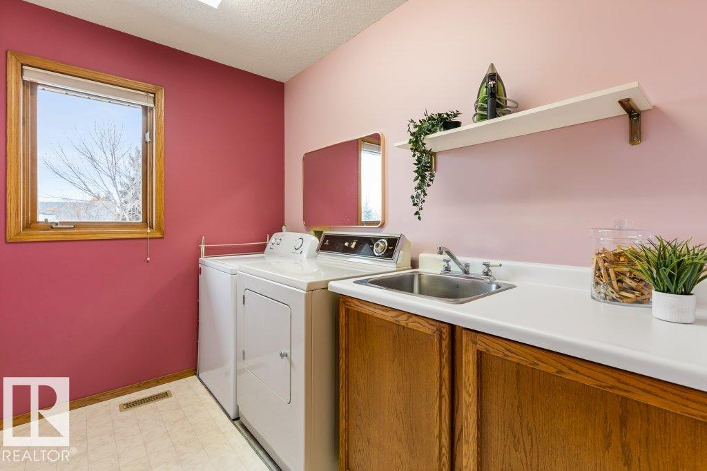 Photo 31 at 4344 28a Street NW, Larkspur, Edmonton