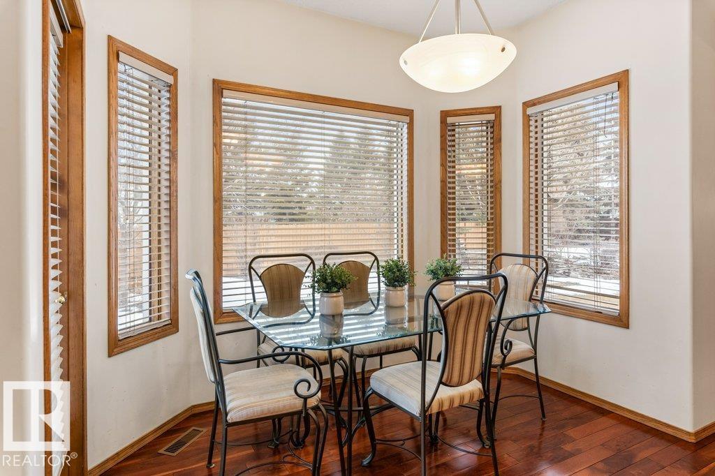 Photo 10 at 4344 28a Street NW, Larkspur, Edmonton