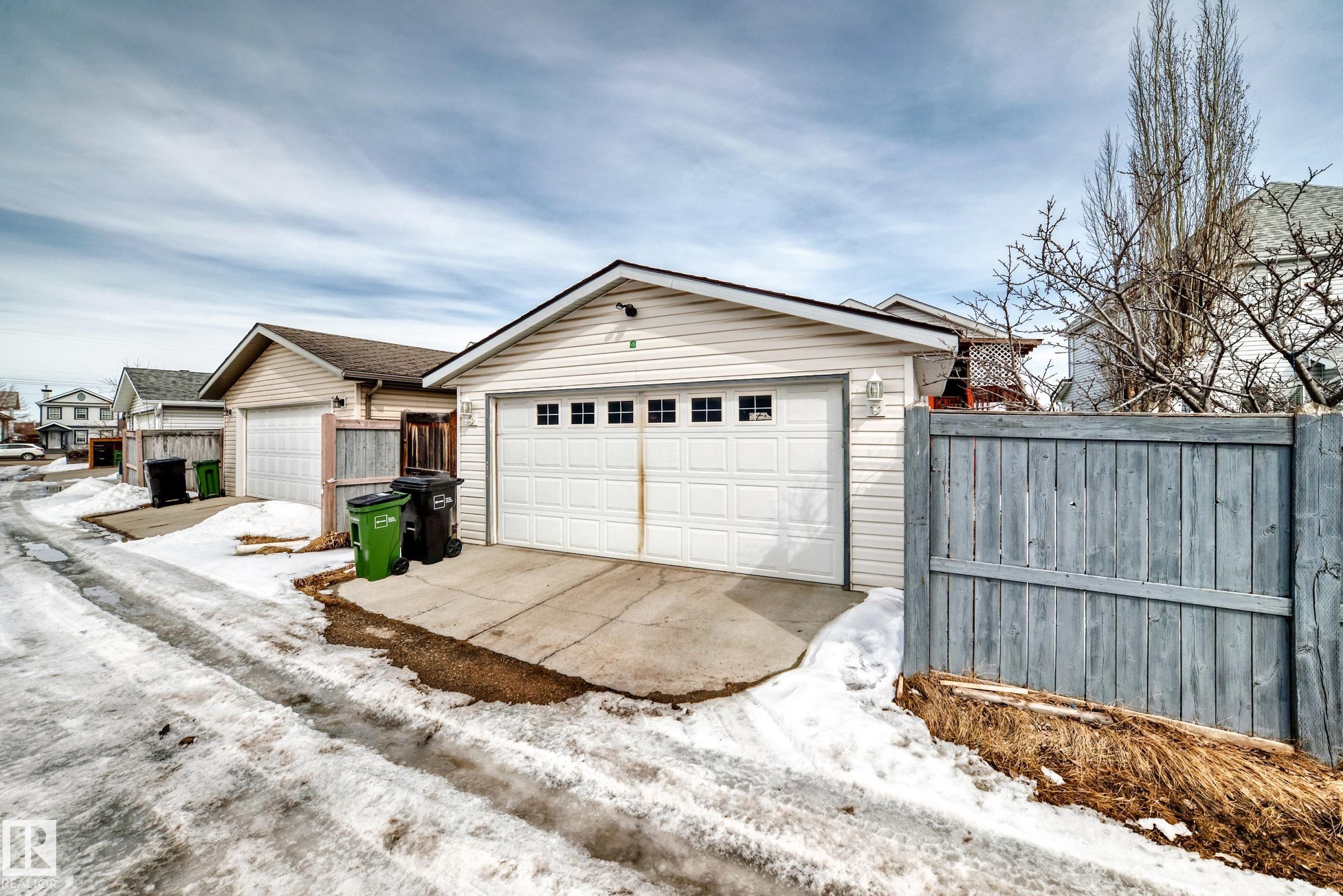 Photo 40 at 15112 139 Street NW, Cumberland, Edmonton