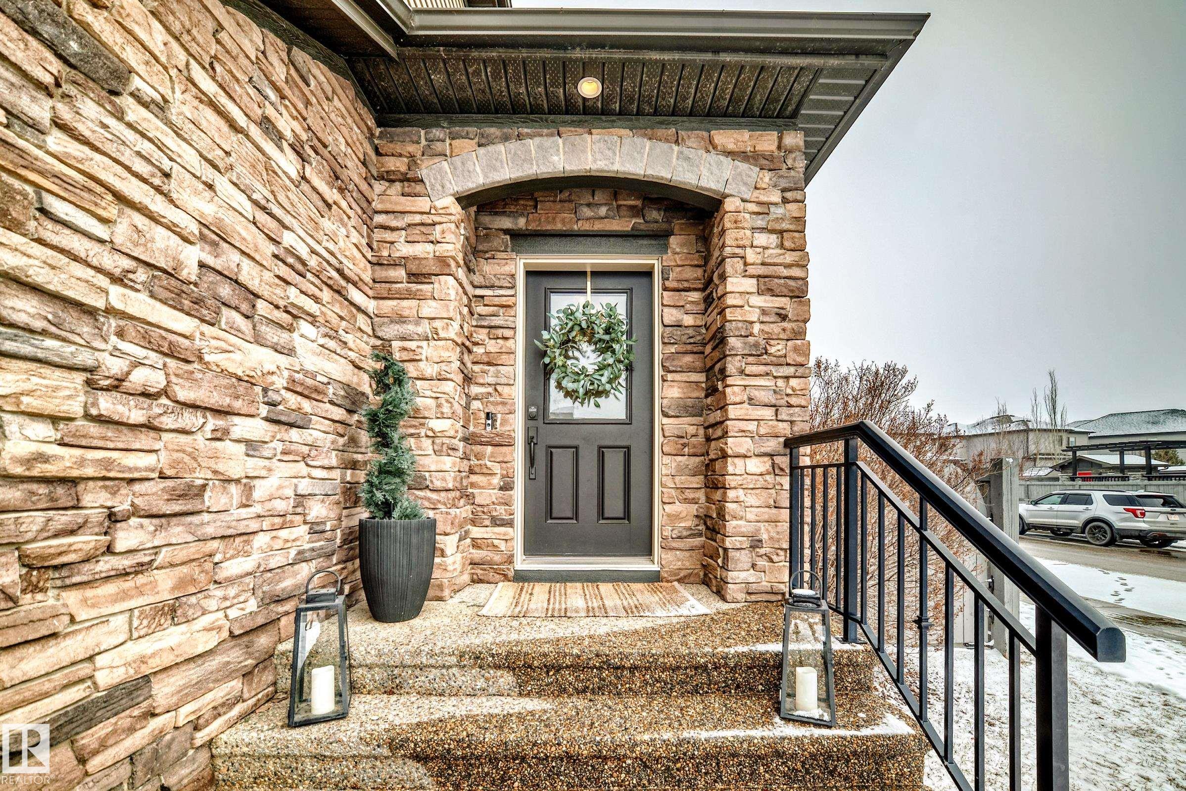 1 Governor Place, Greenbury, Spruce Grove