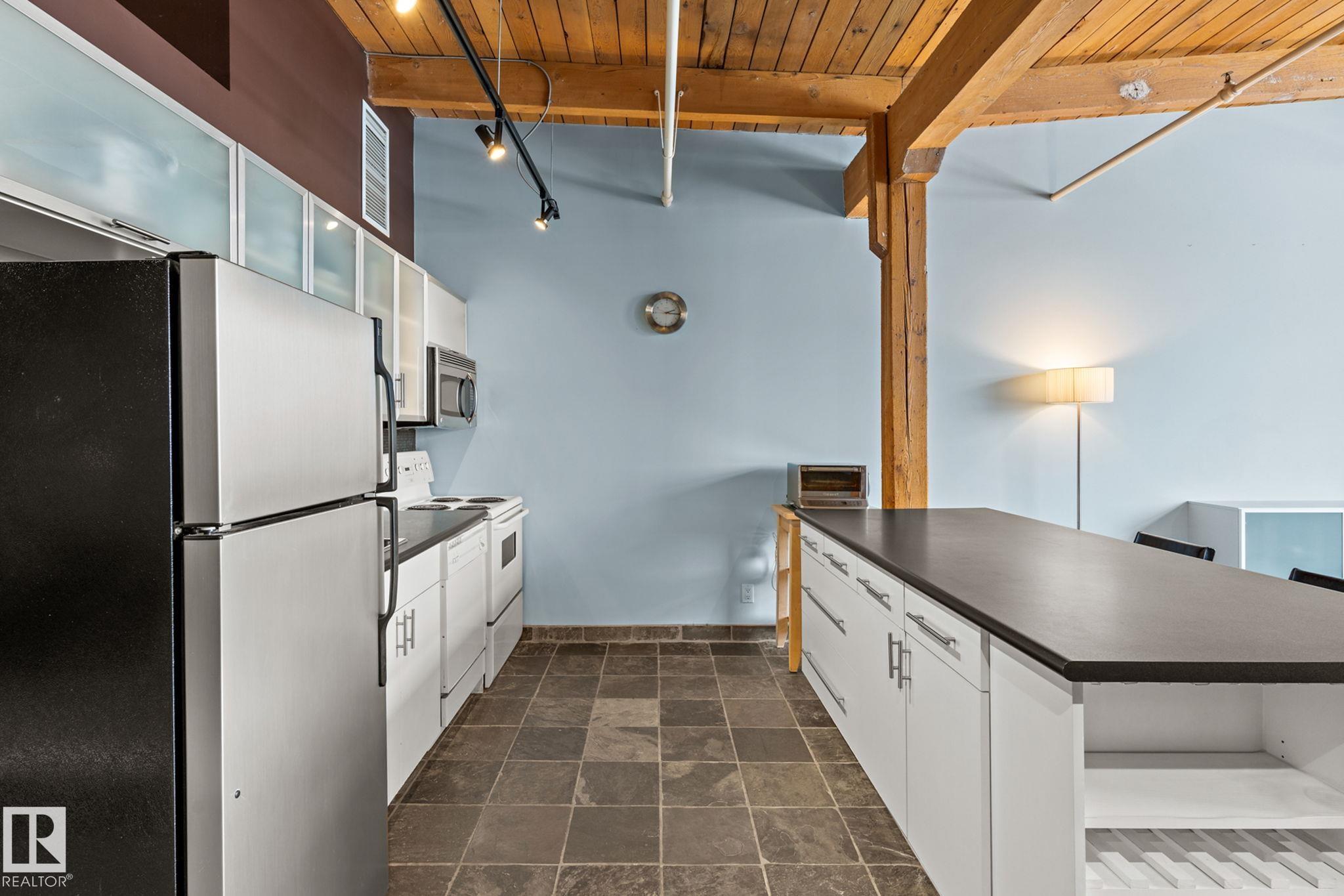 Photo 11 at 213 - 10309 107 Street NW, Downtown, Edmonton