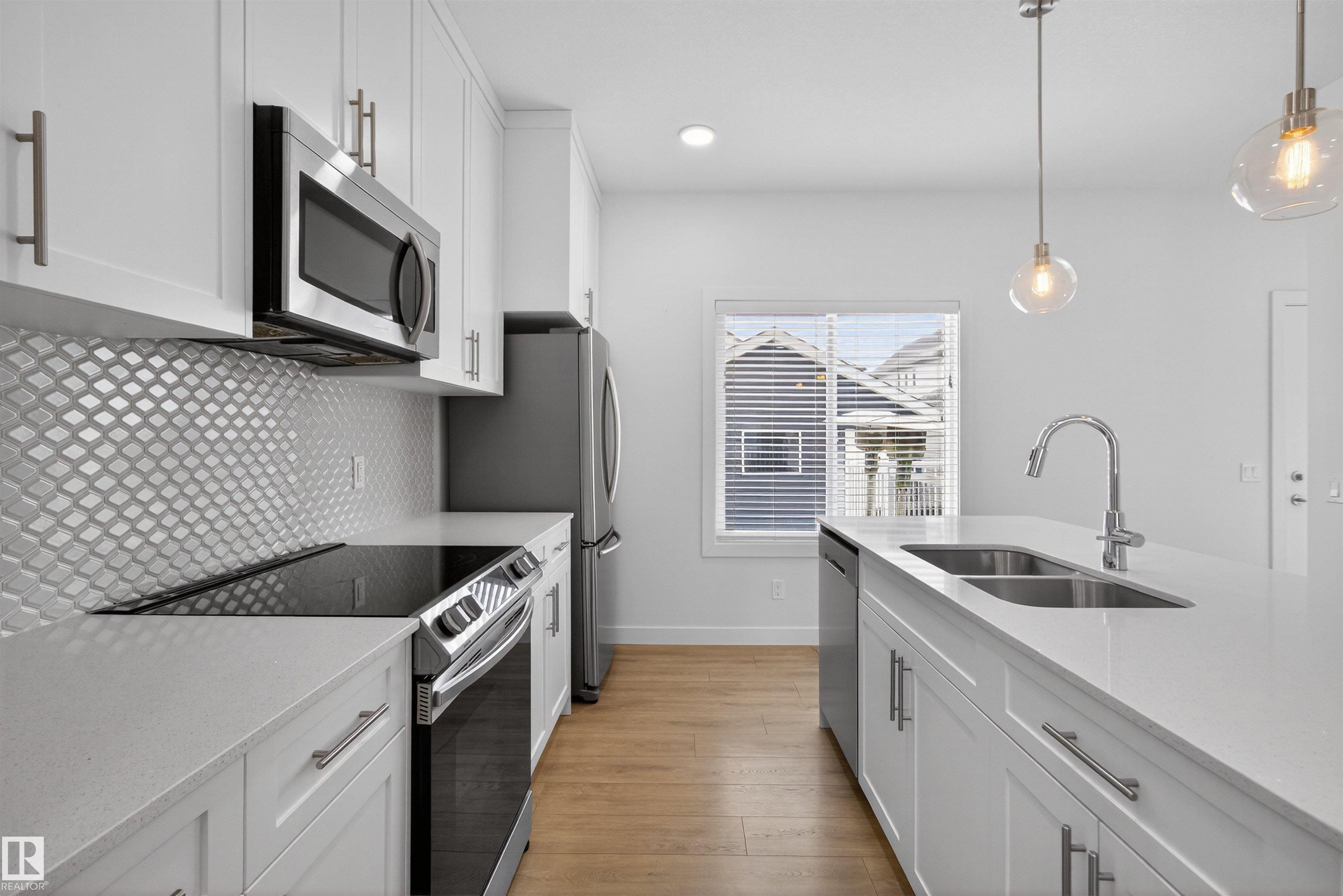 Photo 7 at 2949 Coughlan Green green SW, Chappelle Area, Edmonton