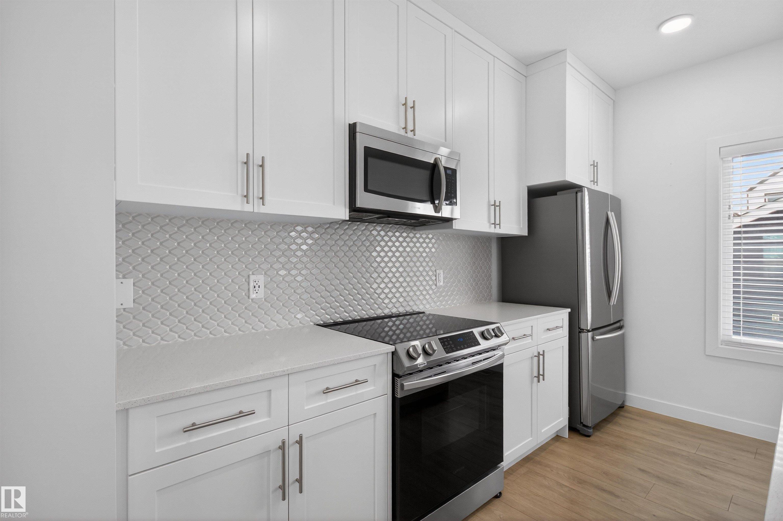 Photo 8 at 2949 Coughlan Green green SW, Chappelle Area, Edmonton