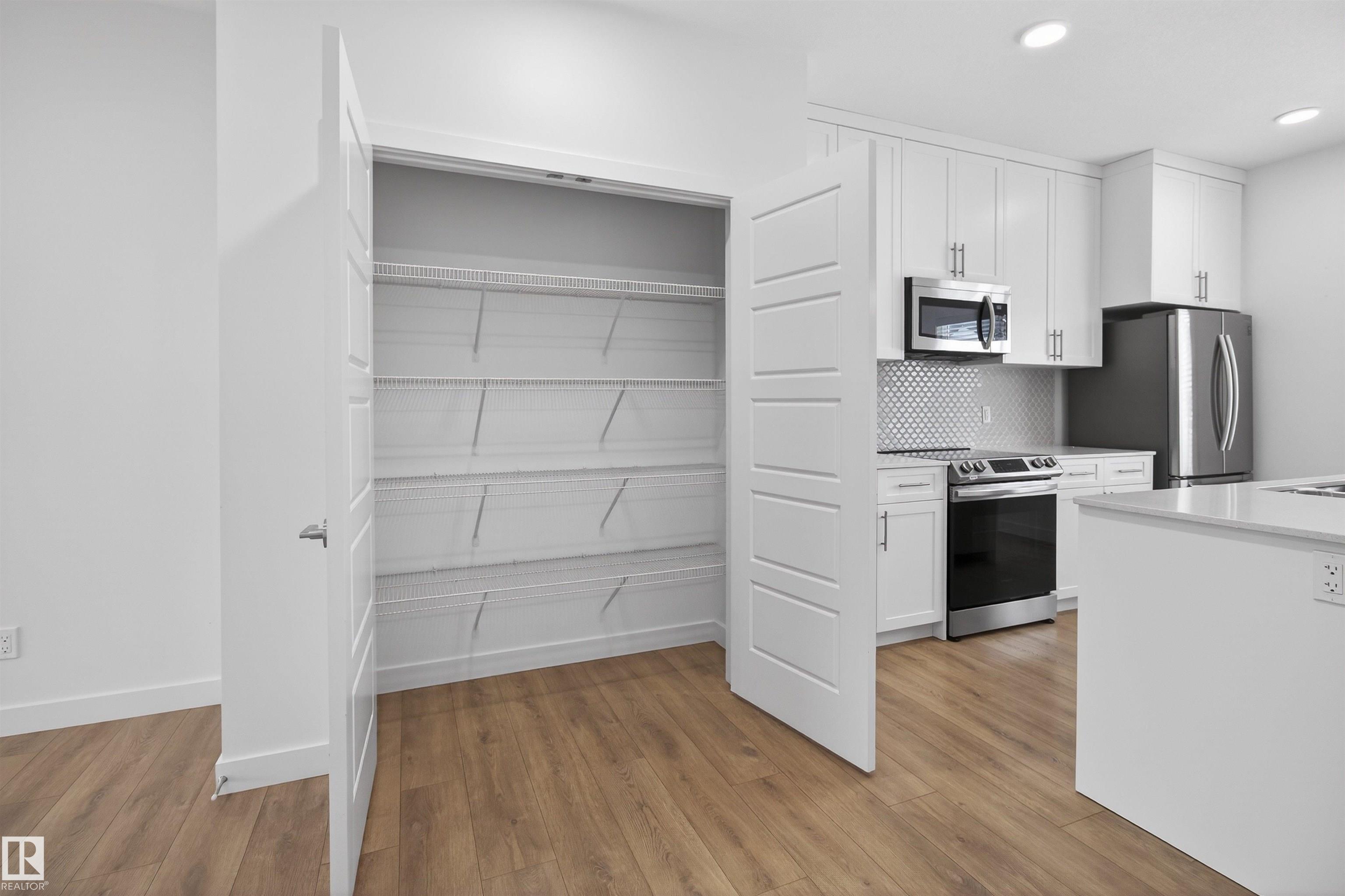 Photo 9 at 2949 Coughlan Green green SW, Chappelle Area, Edmonton