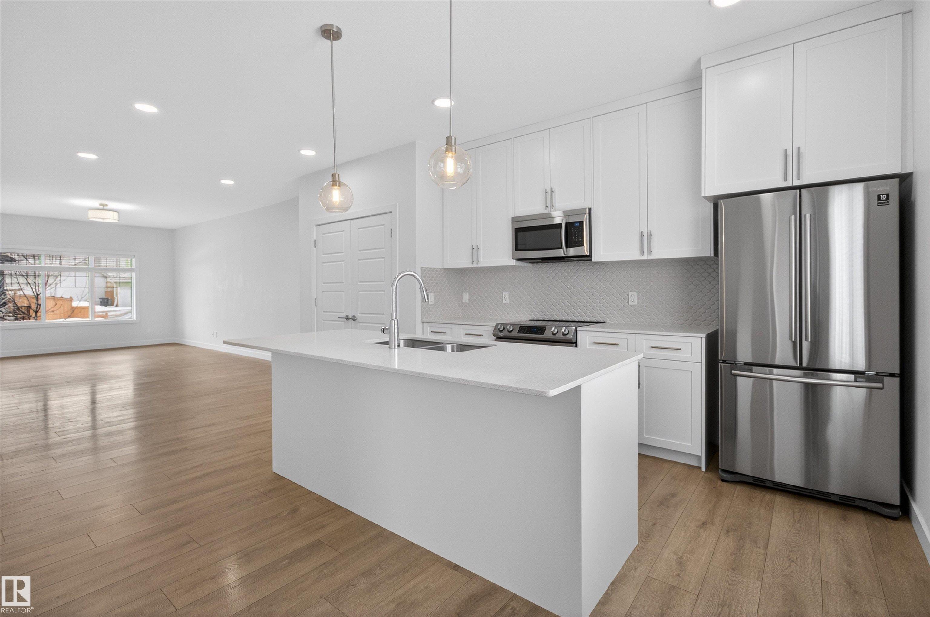 Photo 10 at 2949 Coughlan Green green SW, Chappelle Area, Edmonton