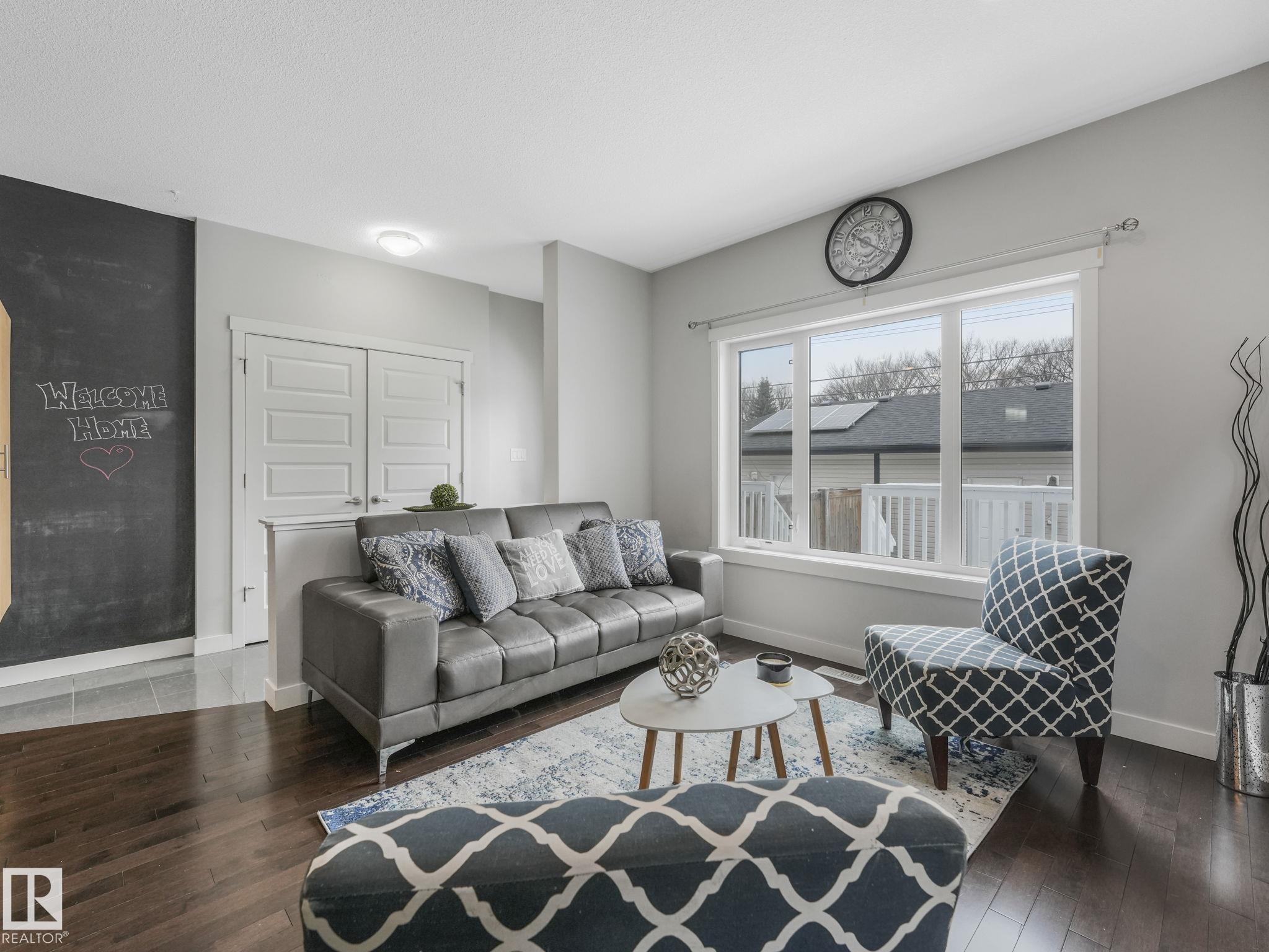 Photo 11 at 8318 79 Avenue NW, King Edward Park, Edmonton