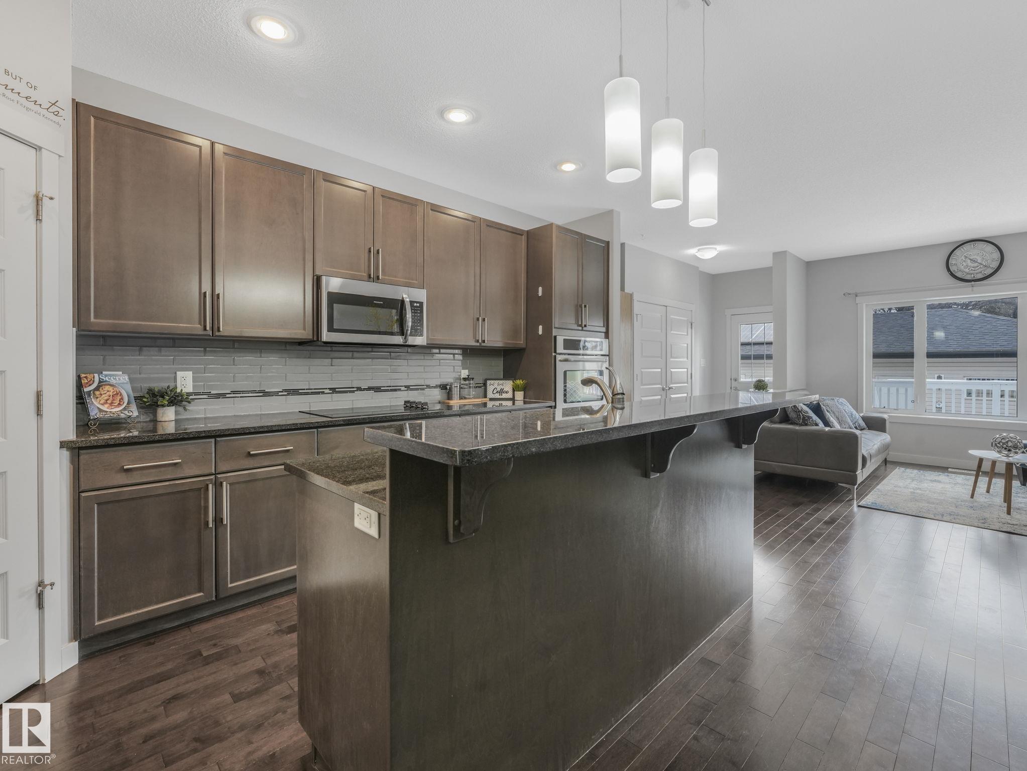 Photo 16 at 8318 79 Avenue NW, King Edward Park, Edmonton