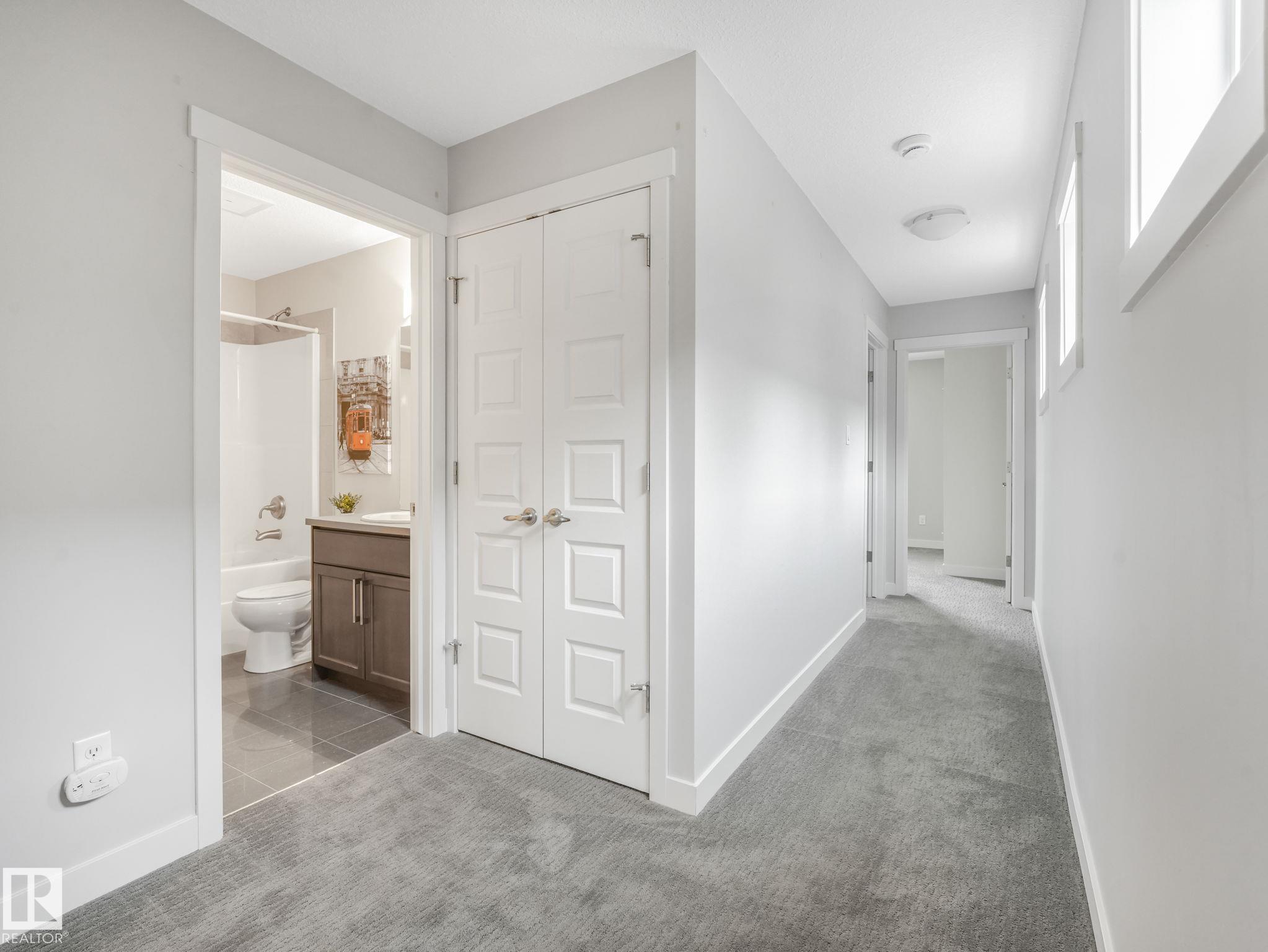 Photo 26 at 8318 79 Avenue NW, King Edward Park, Edmonton