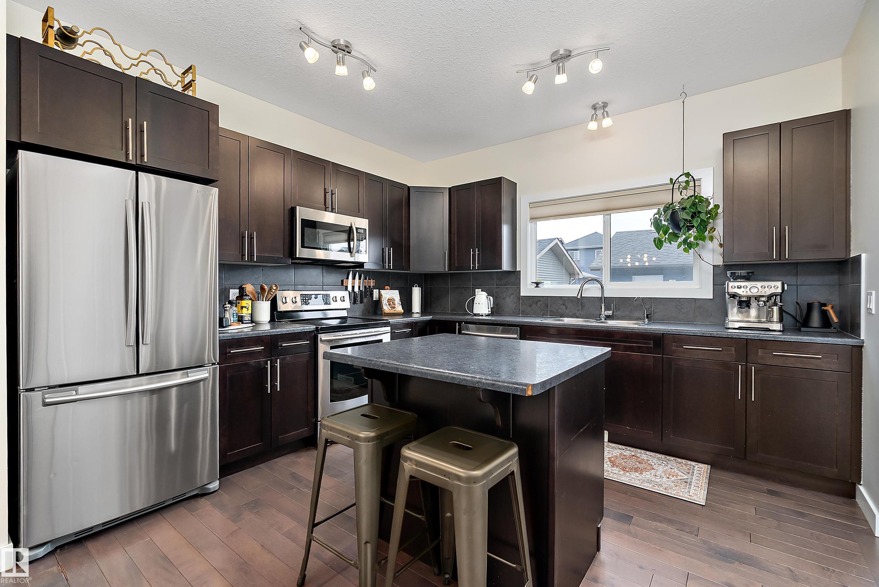 Photo 7 at 8112 223 Street NW, Rosenthal, Edmonton