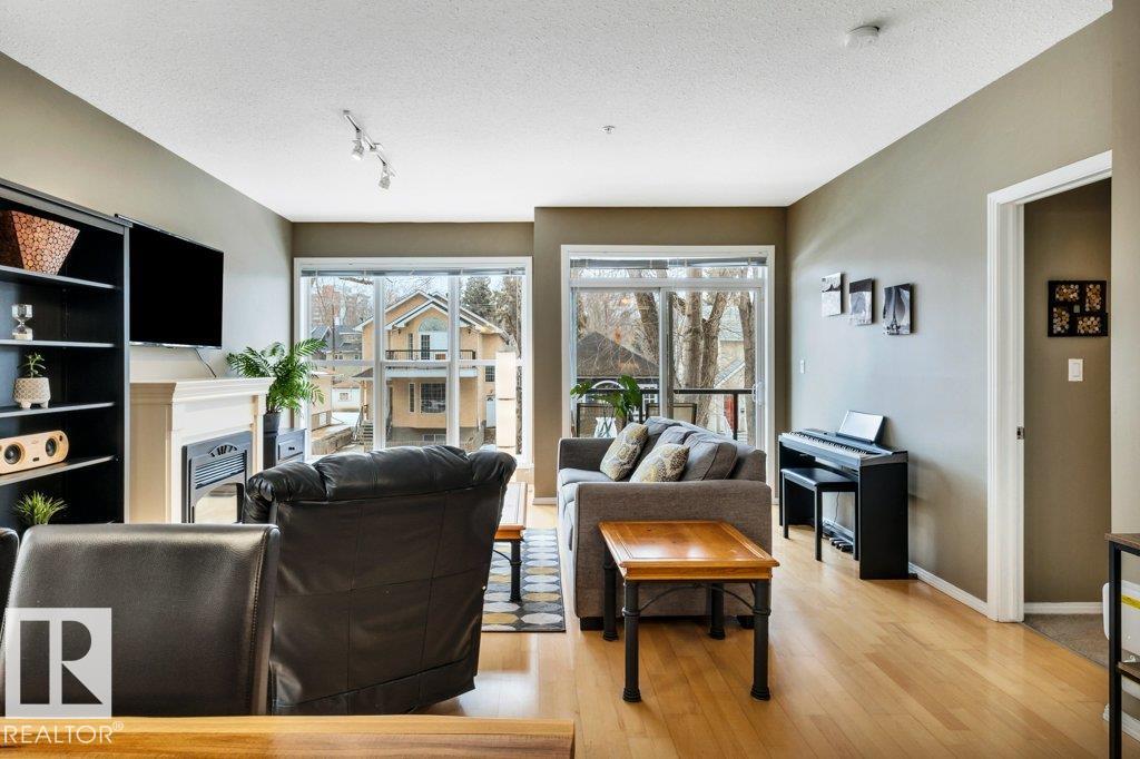 Photo 17 at 201 - 11025 83 Avenue NW, Garneau, Edmonton