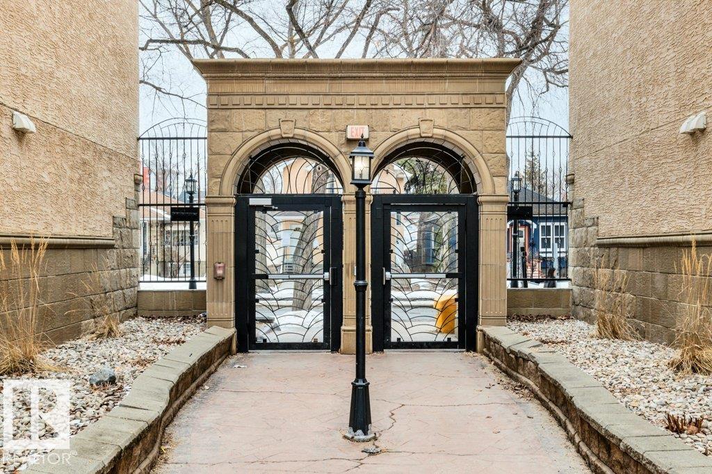 Photo 3 at 201 - 11025 83 Avenue NW, Garneau, Edmonton