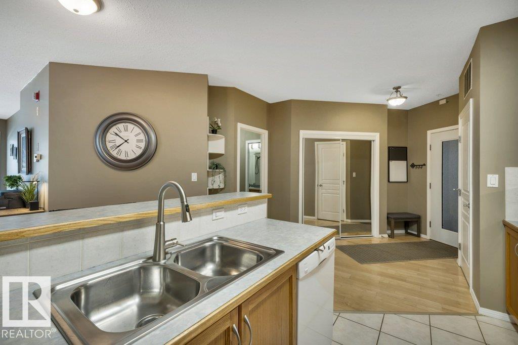 Photo 10 at 201 - 11025 83 Avenue NW, Garneau, Edmonton