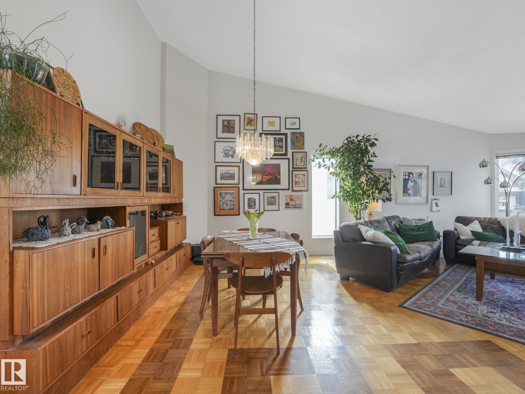 Photo 14 at 308 Beringer Crescent NW, Breckenridge Greens, Edmonton