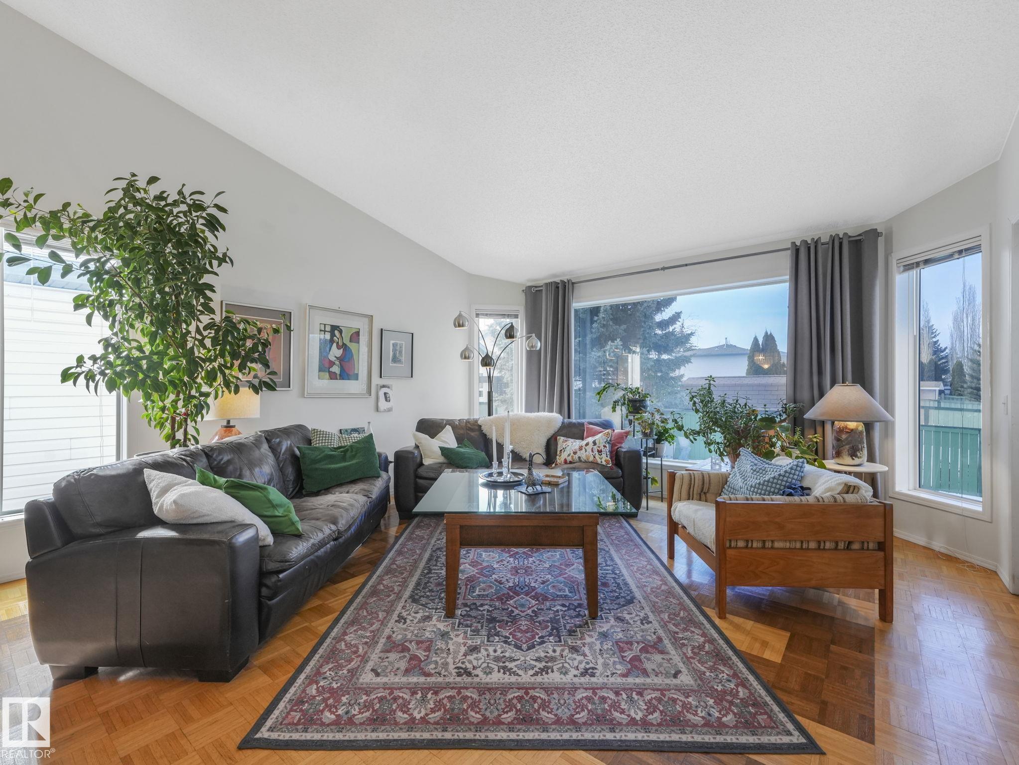 Photo 17 at 308 Beringer Crescent NW, Breckenridge Greens, Edmonton