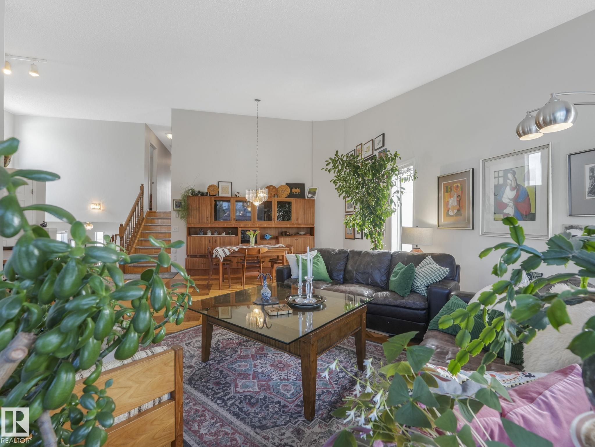 Photo 18 at 308 Beringer Crescent NW, Breckenridge Greens, Edmonton