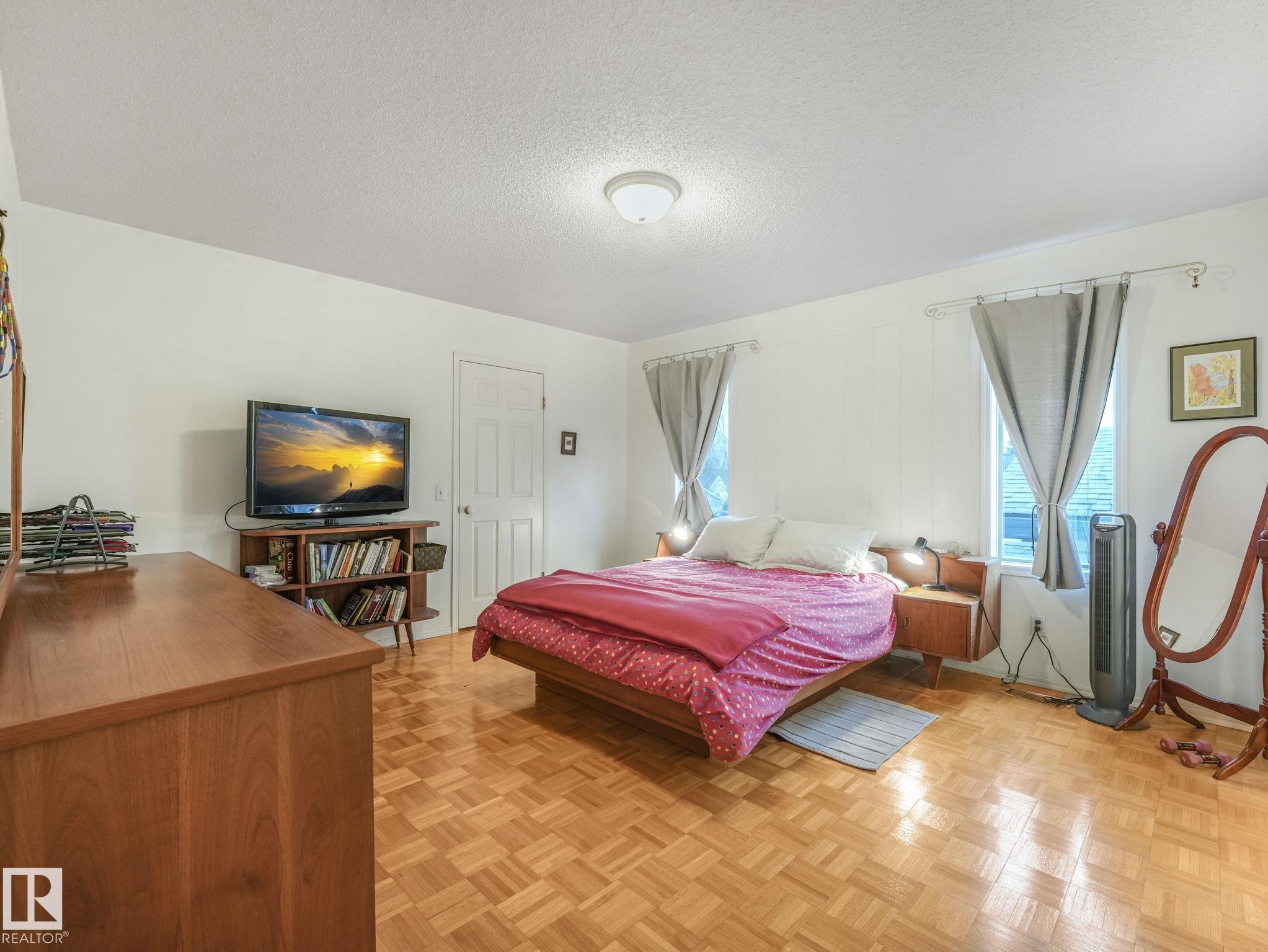 Photo 24 at 308 Beringer Crescent NW, Breckenridge Greens, Edmonton