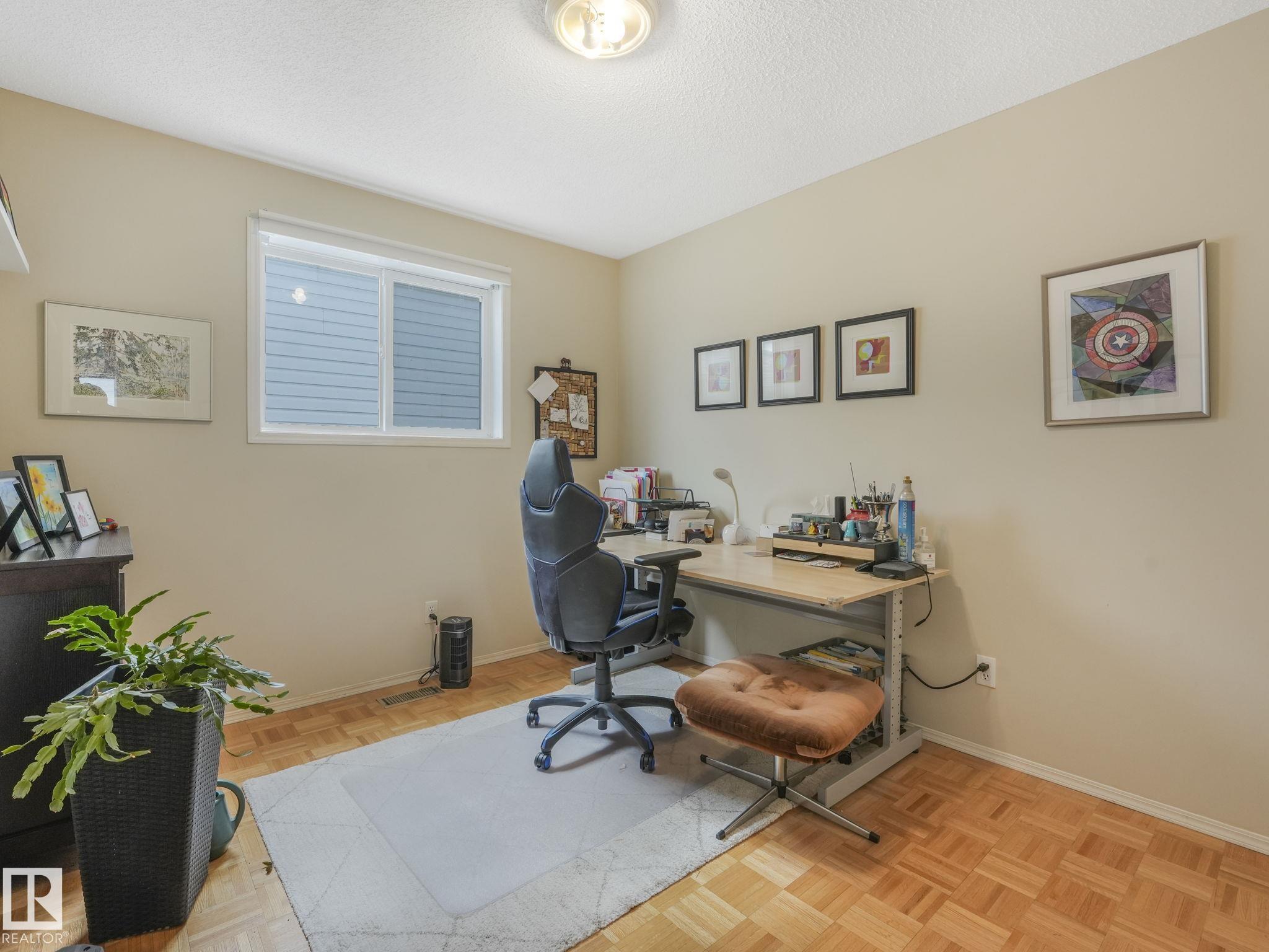 Photo 33 at 308 Beringer Crescent NW, Breckenridge Greens, Edmonton