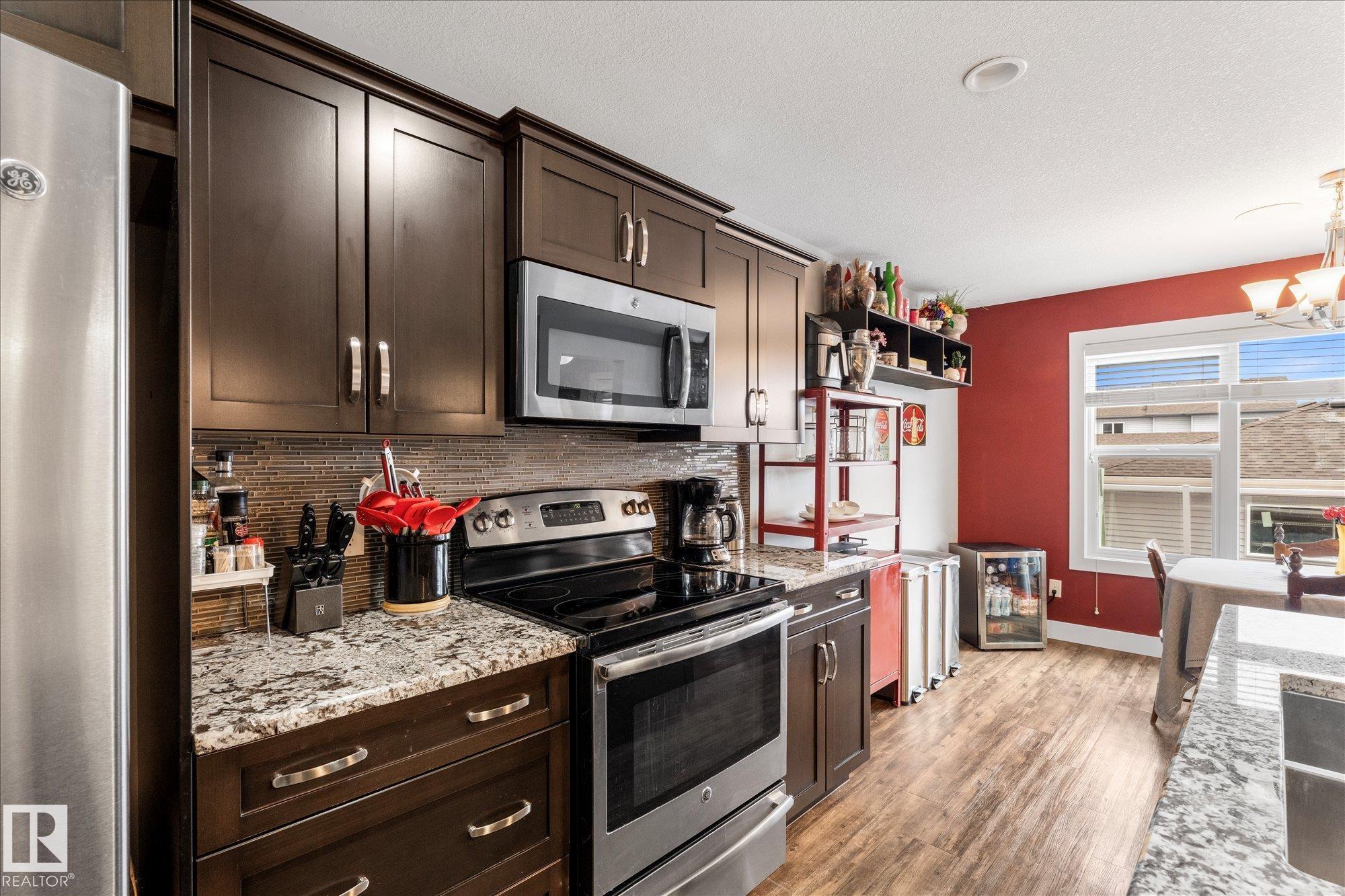 Photo 10 at 4126 6a Street NW, Maple Crest, Edmonton