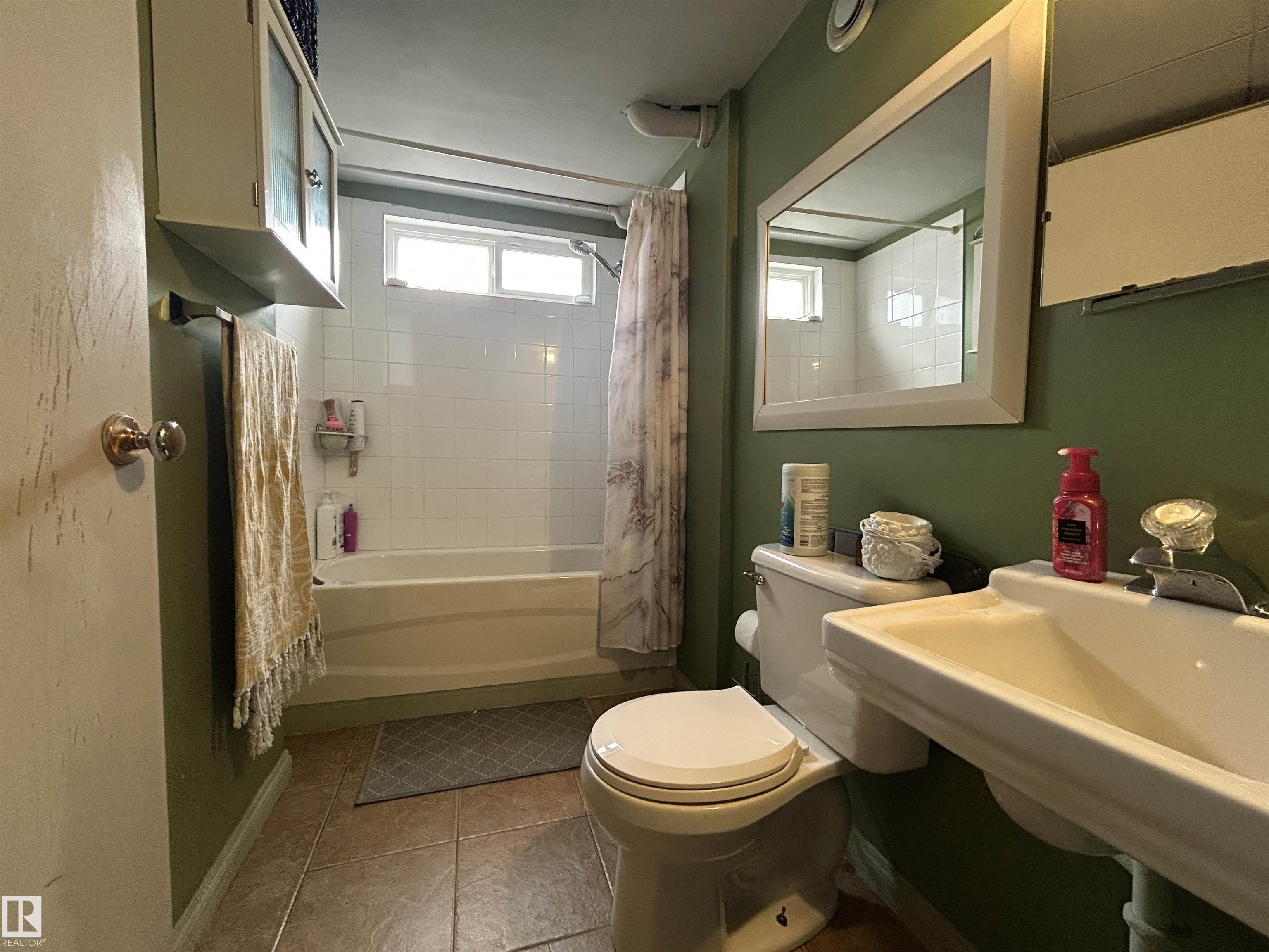 Photo 17 at 8603 149 Street NW, Laurier Heights, Edmonton