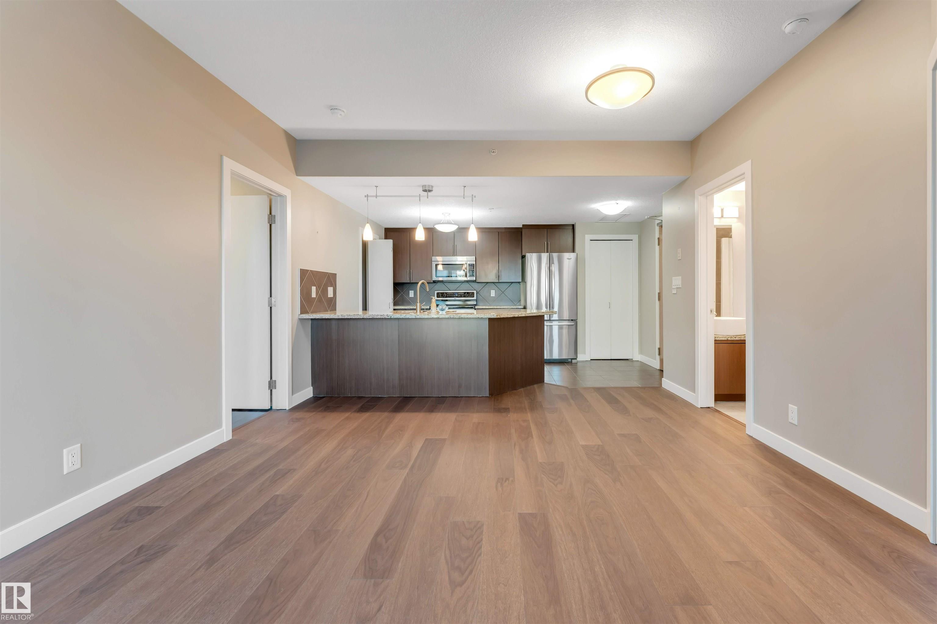 Photo 16 at 807 - 10055 118 Street NW, Wîhkwêntôwin, Edmonton