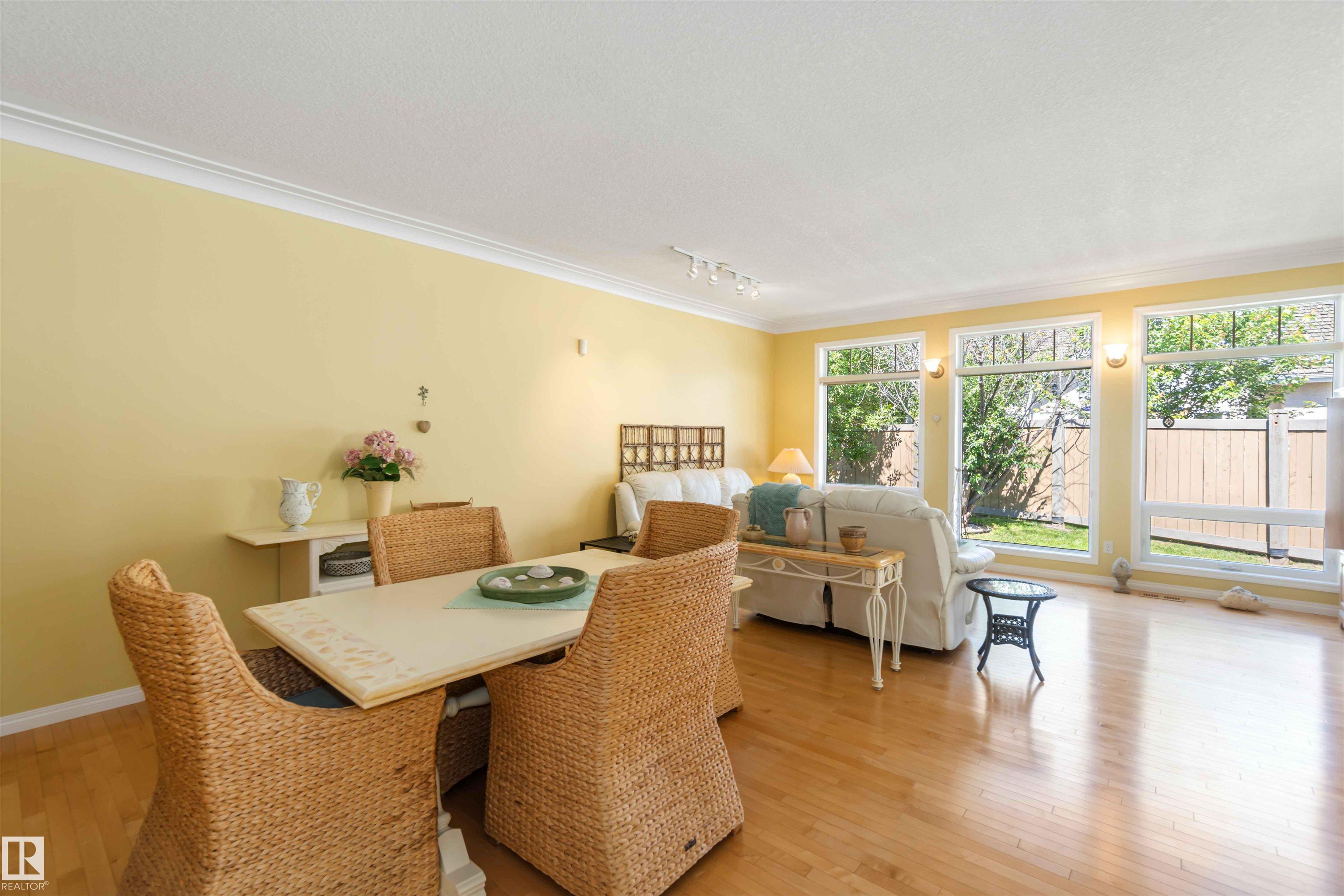 Photo 19 at 8 Butterworth point(e) NW, Bulyea Heights, Edmonton