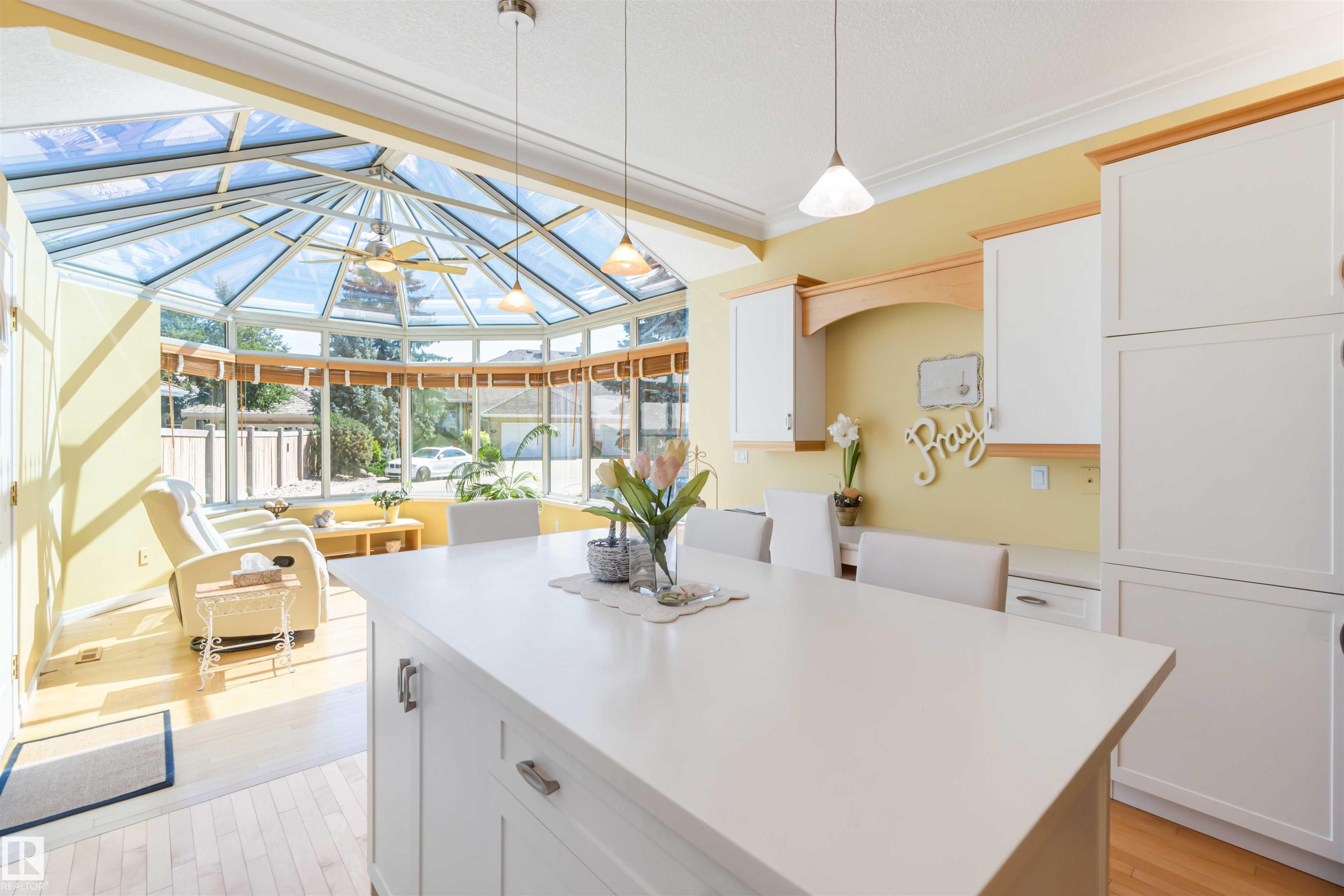 Photo 27 at 8 Butterworth point(e) NW, Bulyea Heights, Edmonton