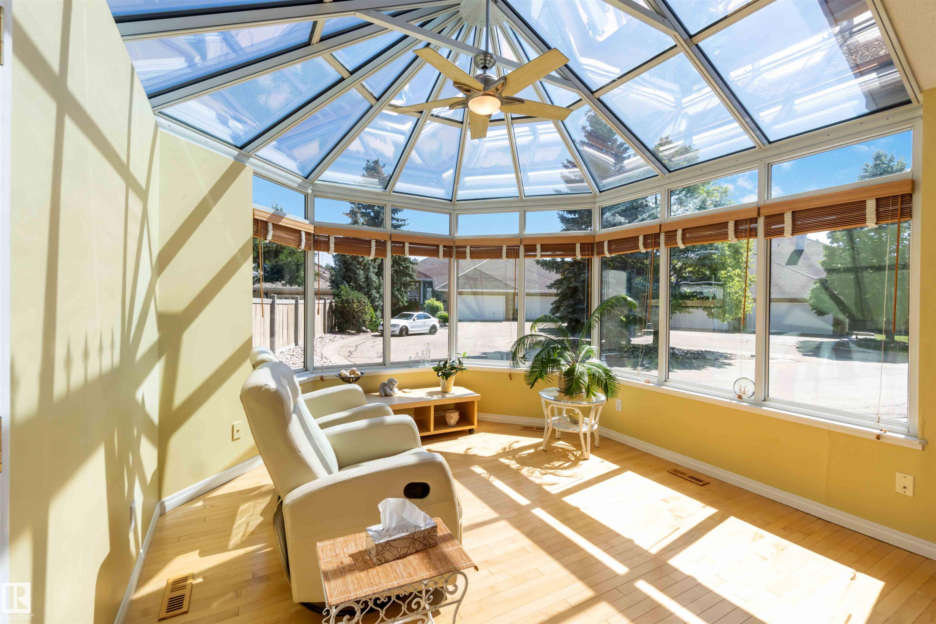 Photo 30 at 8 Butterworth point(e) NW, Bulyea Heights, Edmonton