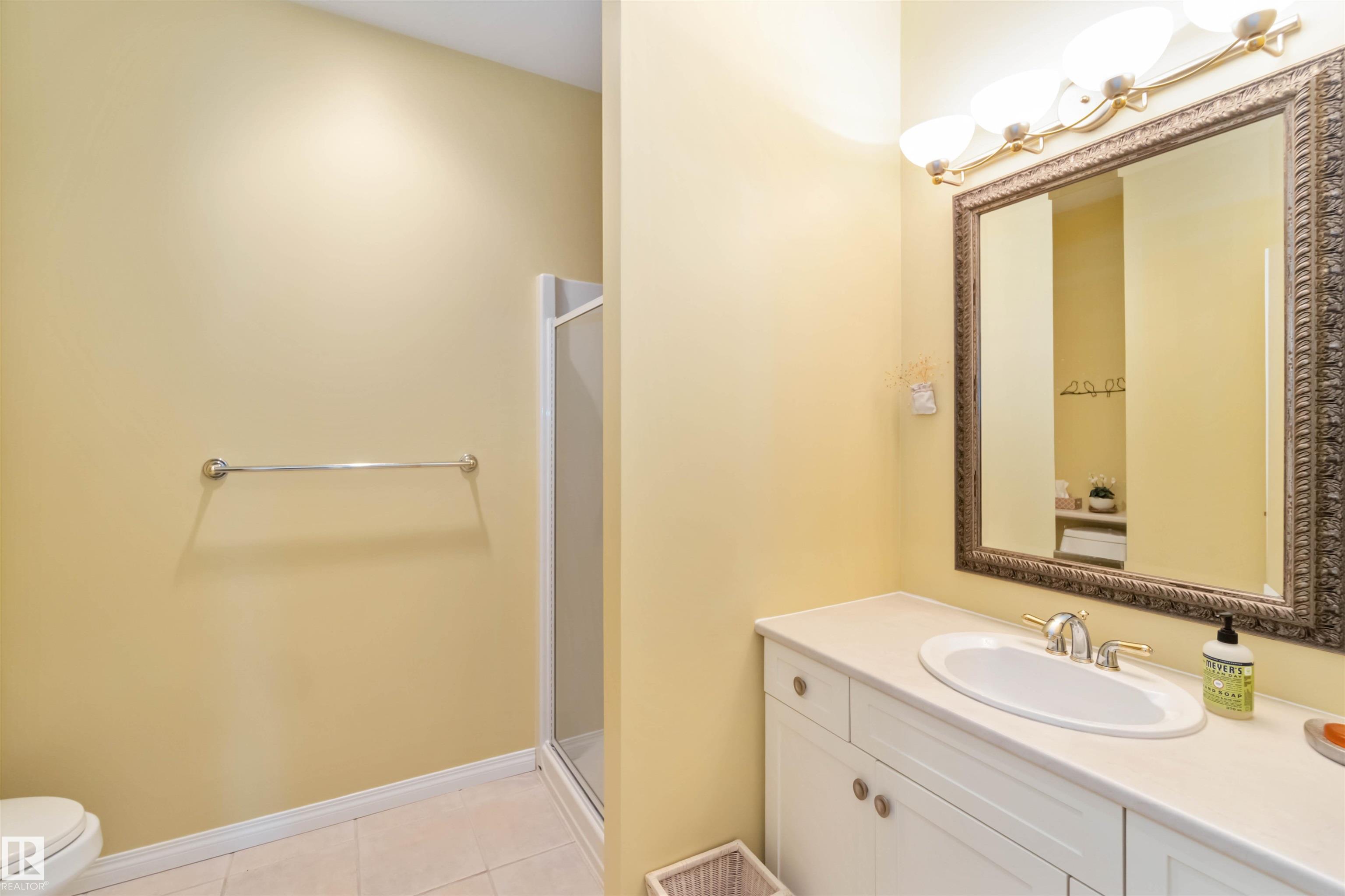 Photo 35 at 8 Butterworth point(e) NW, Bulyea Heights, Edmonton