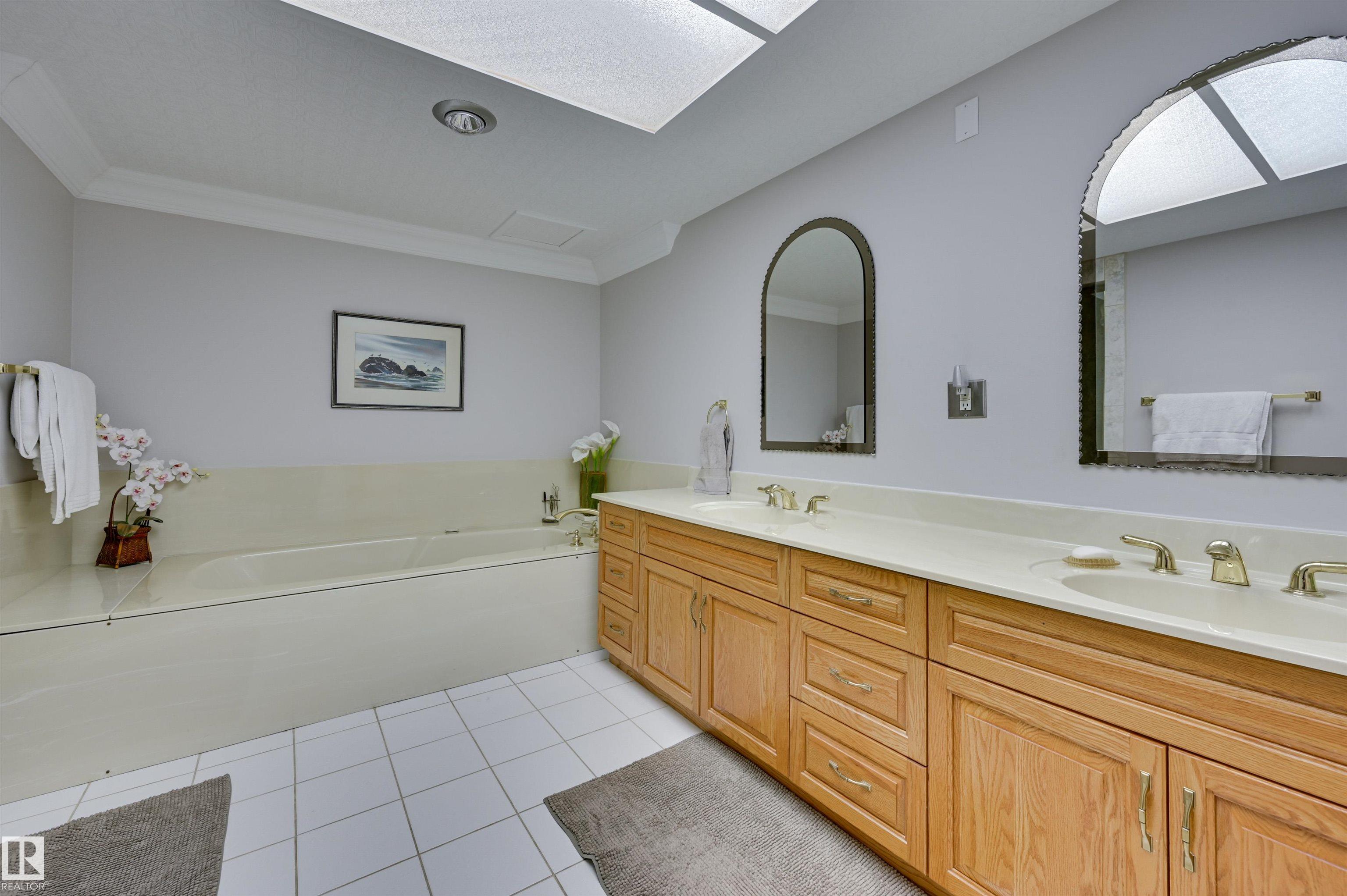 Photo 29 at 1102 - 11503 100 Avenue NW, Wîhkwêntôwin, Edmonton