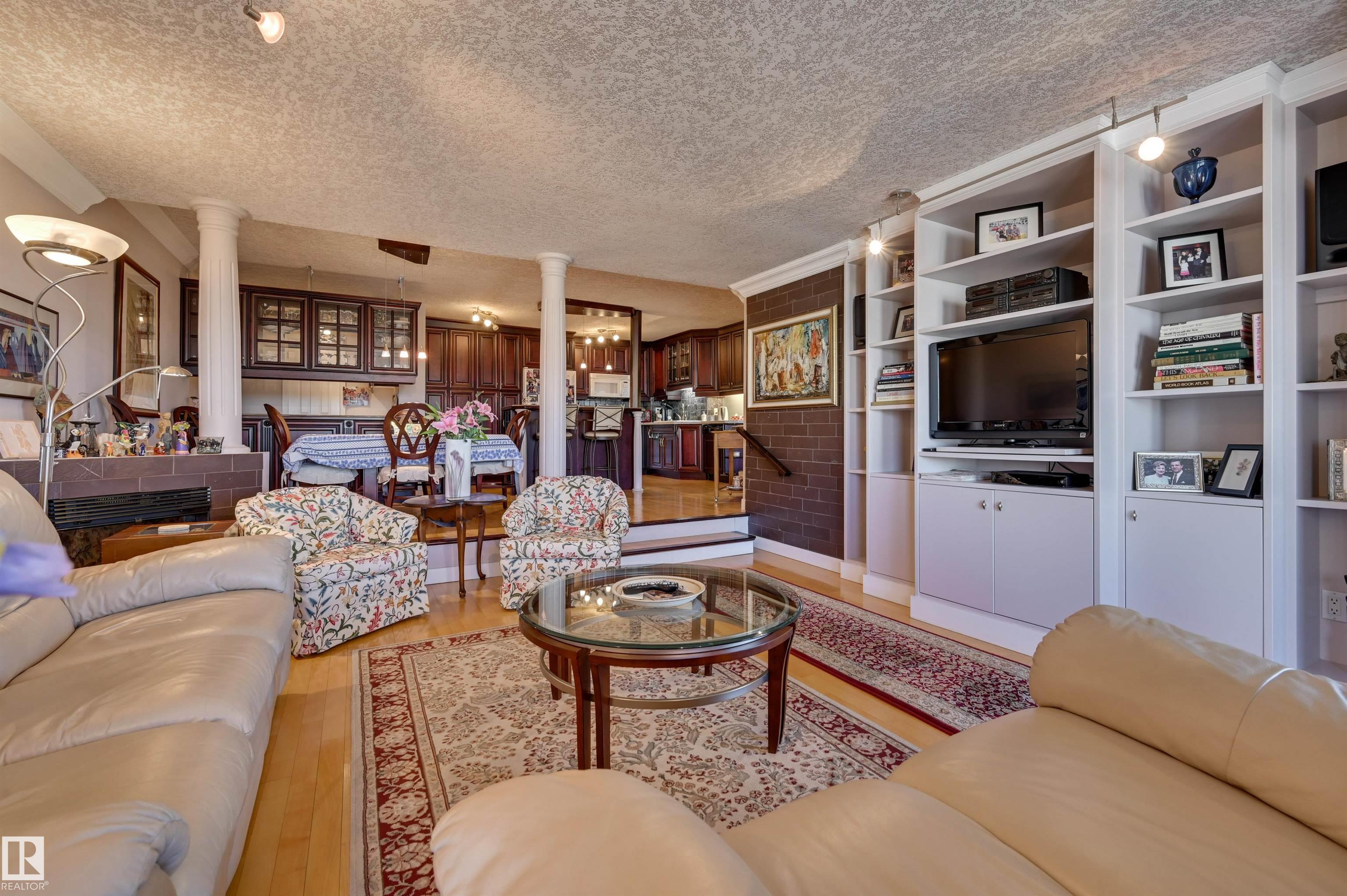 Photo 6 at 1102 - 11503 100 Avenue NW, Wîhkwêntôwin, Edmonton