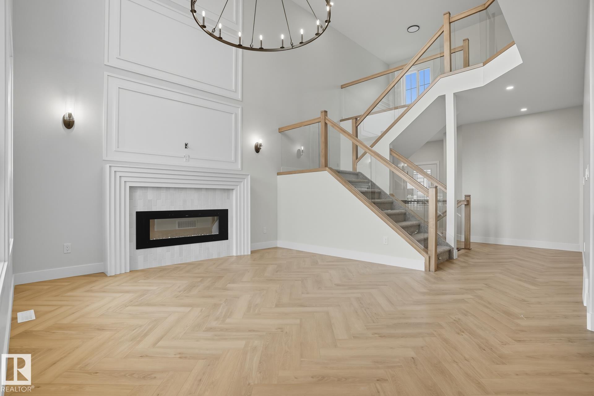 Photo 7 at 18135 87 Street NW, Klarvatten, Edmonton