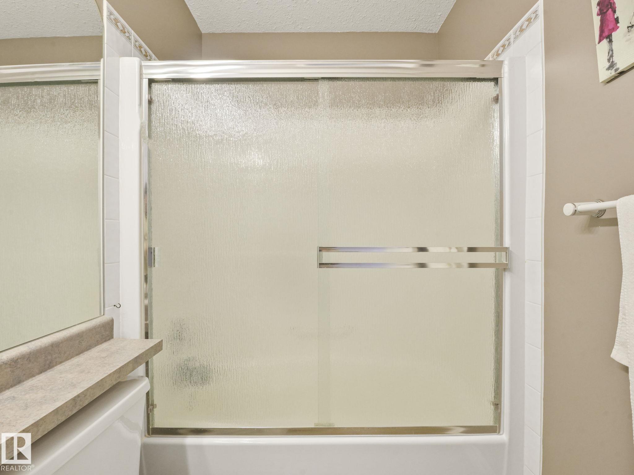 Photo 58 at 71 Rue Bouchard, Coloniale Estates, Beaumont