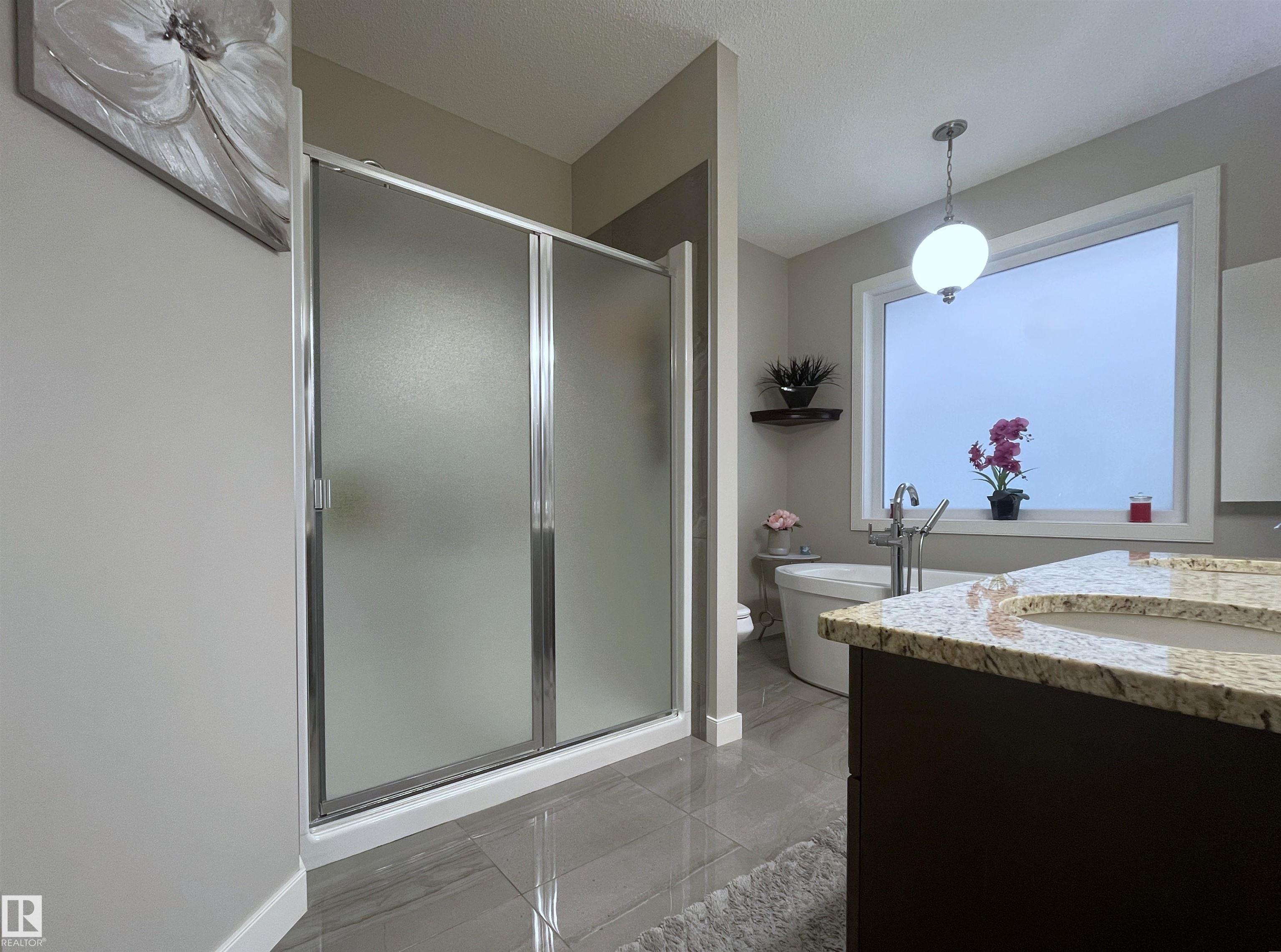 Photo 21 at 8504 216 Street NW, Rosenthal, Edmonton