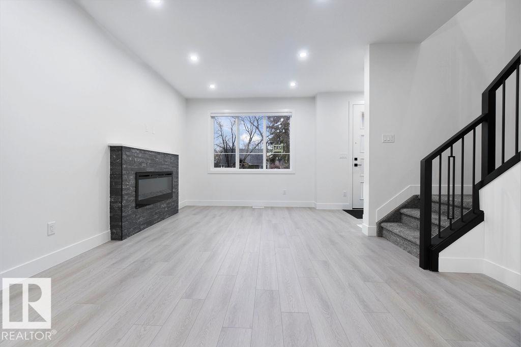 Photo 13 at 12309 91 Street NW, Delton, Edmonton